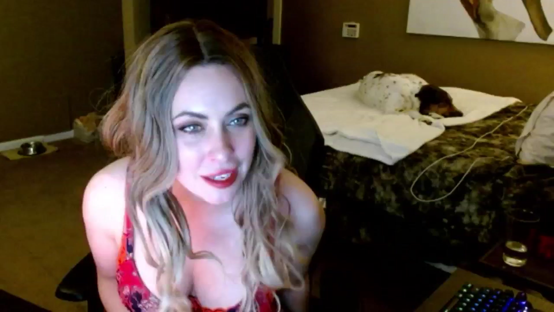 Gallery image thumbnail from Google_'s myfreecams stream on, 10/08/2024, 05:15 image 10 of 20