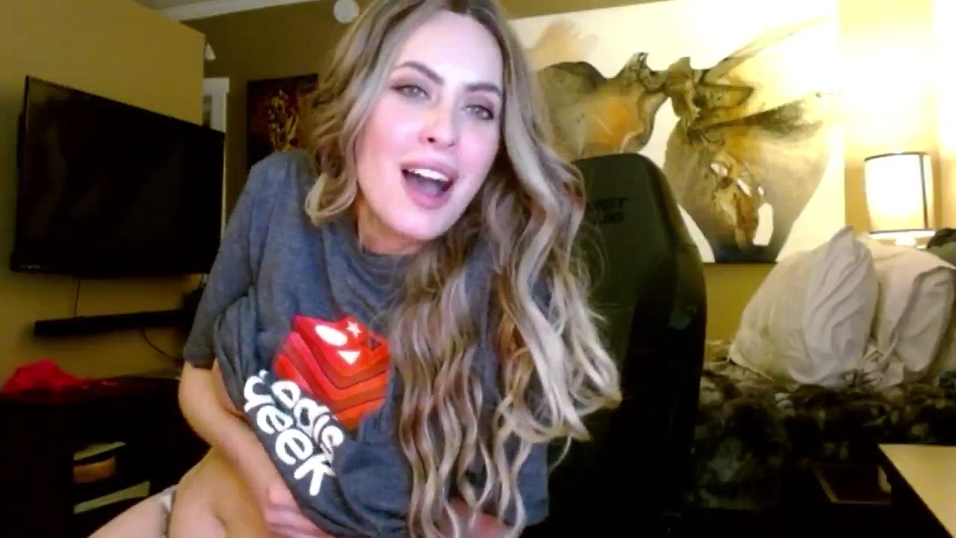 Gallery image thumbnail from Google_'s myfreecams stream on, 10/21/2024, 05:18 image 12 of 20