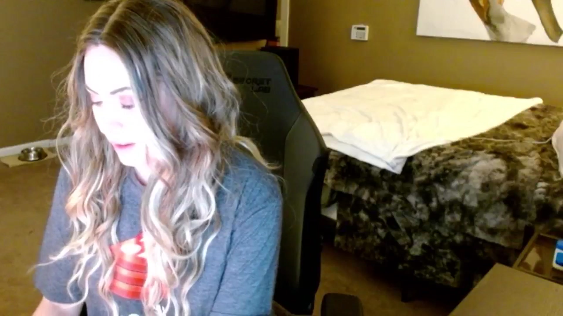Gallery image thumbnail from Google_'s myfreecams stream on, 10/21/2024, 05:18 image 18 of 20