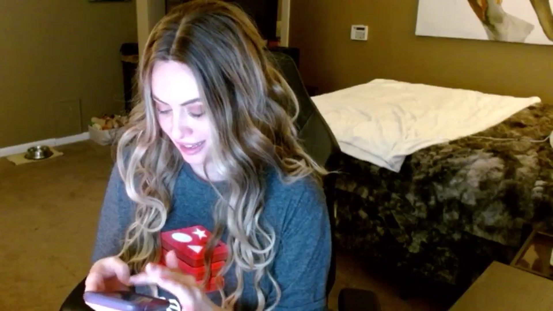 Gallery image thumbnail from Google_'s myfreecams stream on, 10/21/2024, 05:18 image 9 of 20