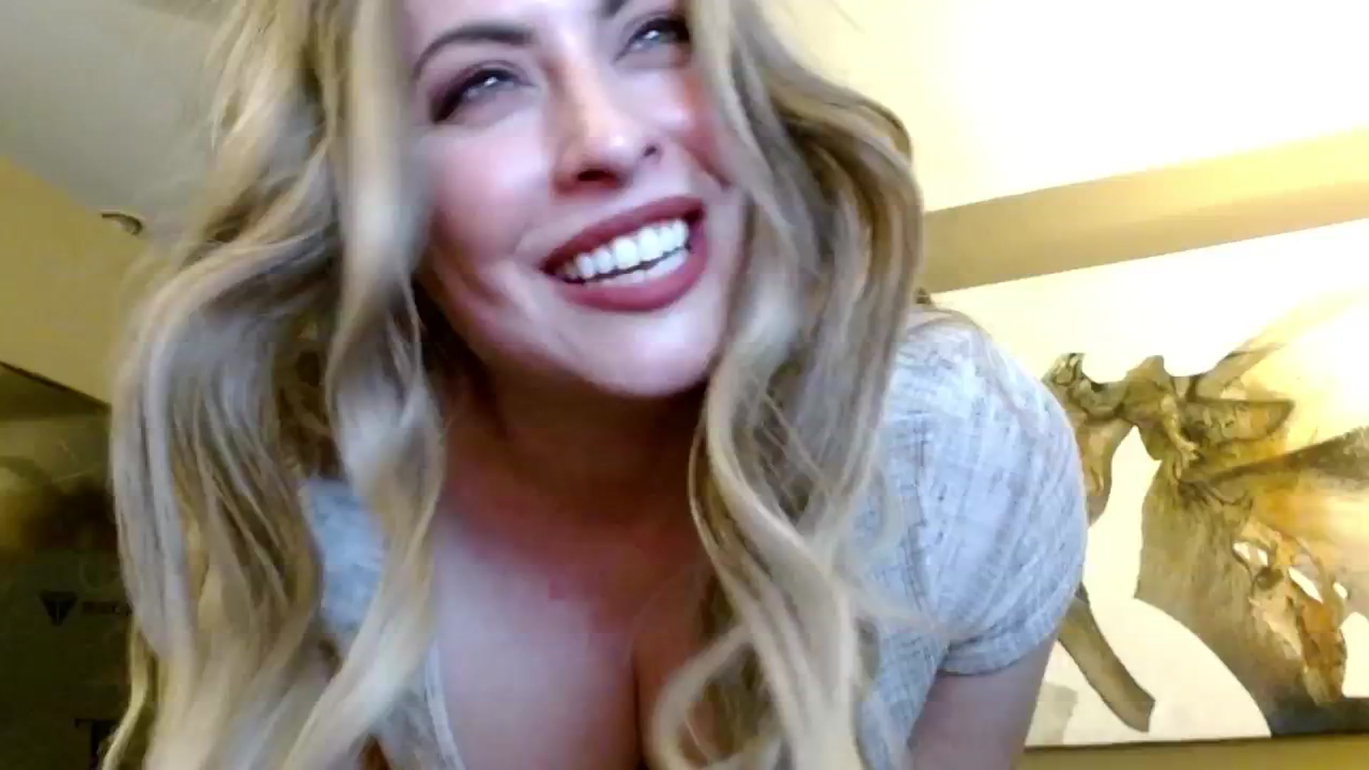 Gallery image thumbnail from Google_'s myfreecams stream on, 10/31/2024, 03:47 image 13 of 20