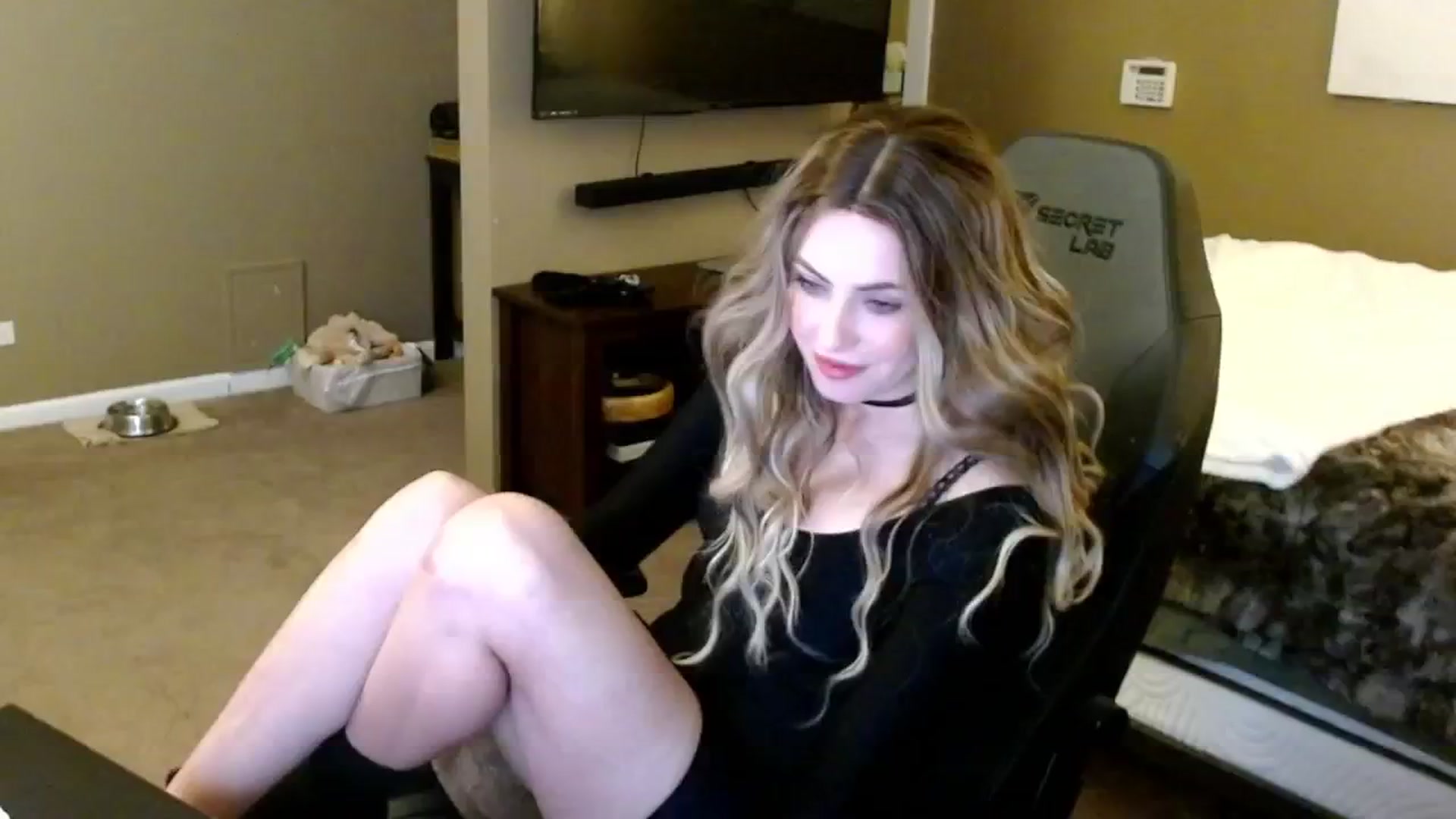 Gallery image thumbnail from Google_'s myfreecams stream on, 11/02/2024, 24:01 image 3 of 20
