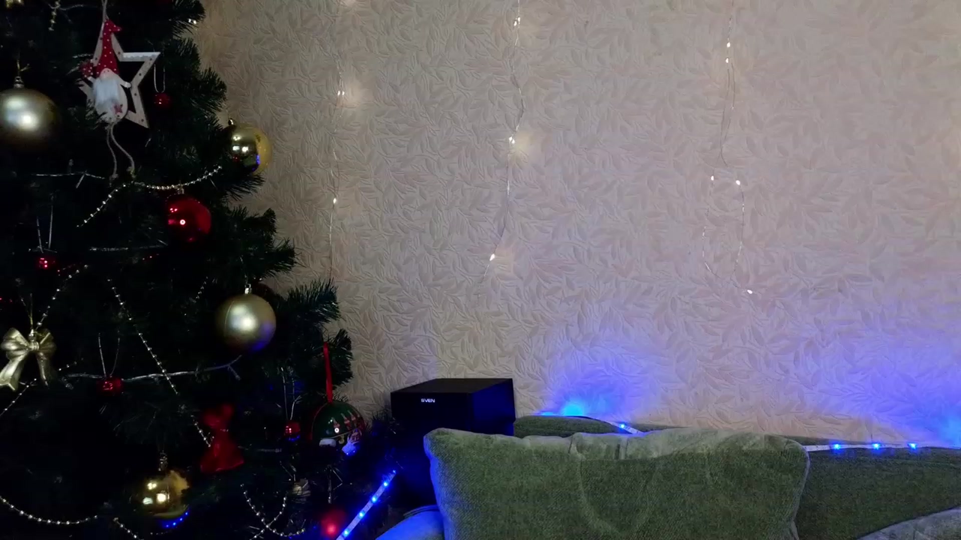 Gallery image thumbnail from Goose_Doe's myfreecams stream on, 12/26/2023, 13:36 image 1 of 20