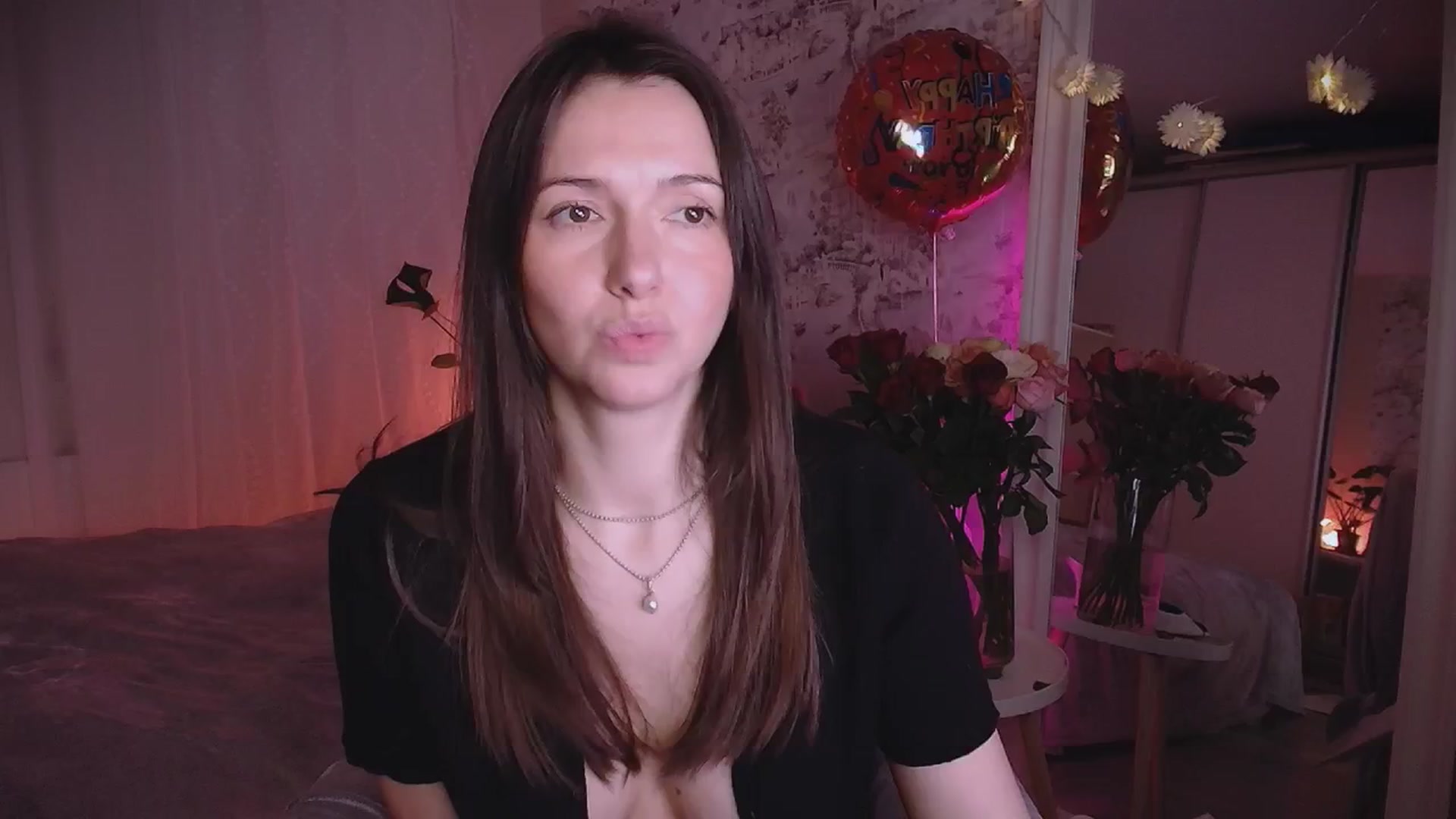 Gallery image thumbnail from GorgeousGirl's myfreecams stream on, 11/24/2024, 23:58 image 17 of 20