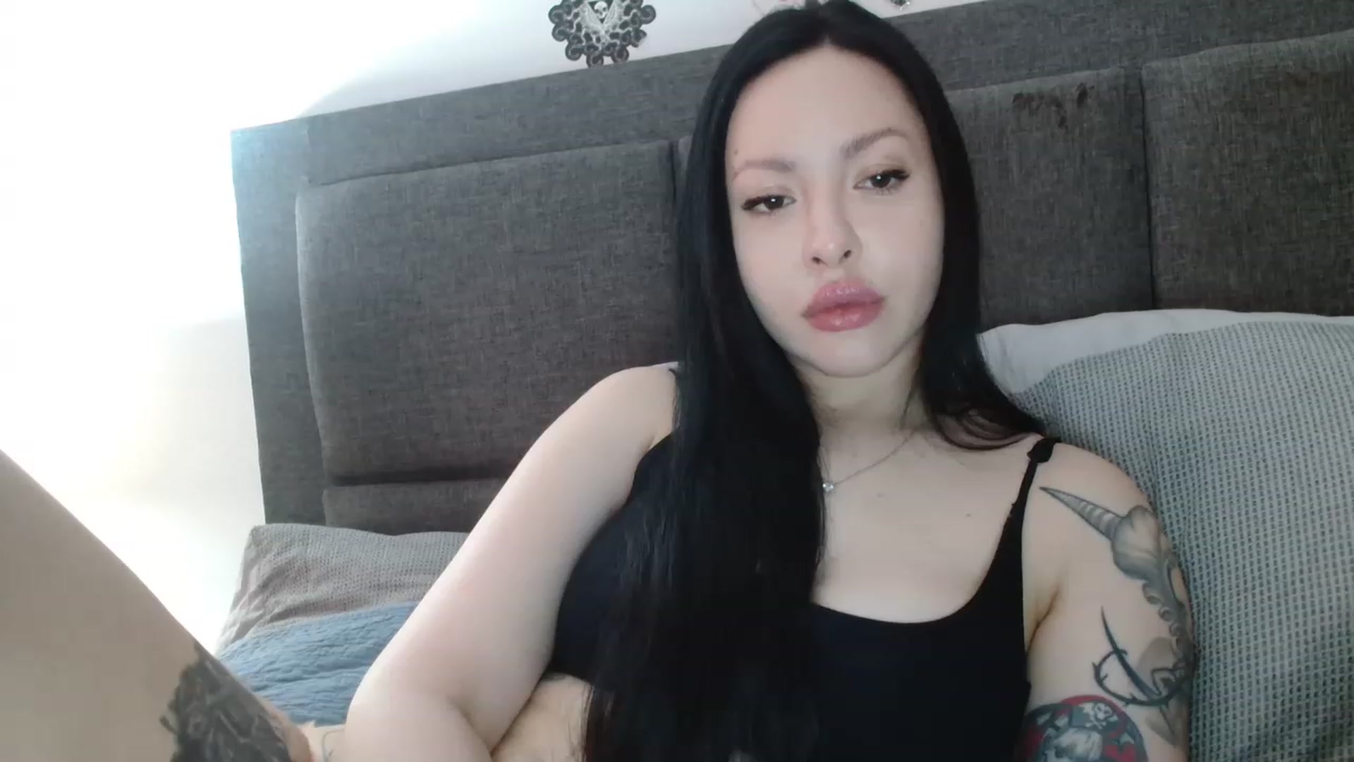 Gallery image thumbnail from GothBarbiexxx's myfreecams stream on, 05/10/2023, 08:15 image 3 of 20