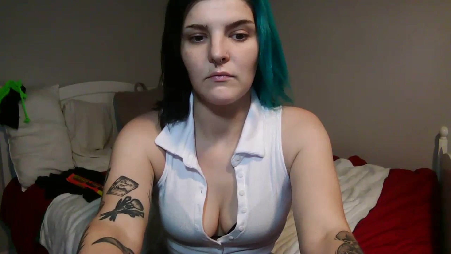 Gallery image thumbnail from Gothbaby_333x's myfreecams stream on, 07/03/2023, 24:43 image 14 of 20