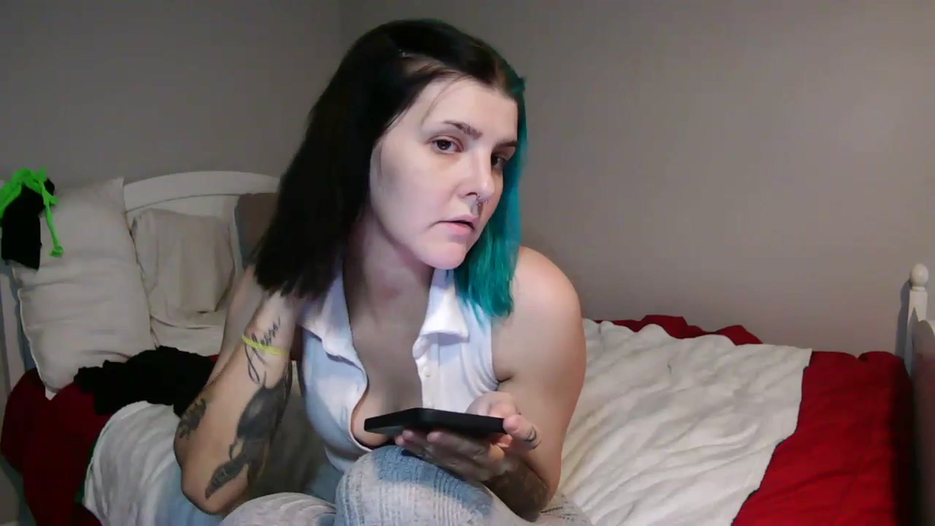 Gallery image thumbnail from Gothbaby_333x's myfreecams stream on, 07/03/2023, 24:43 image 3 of 20