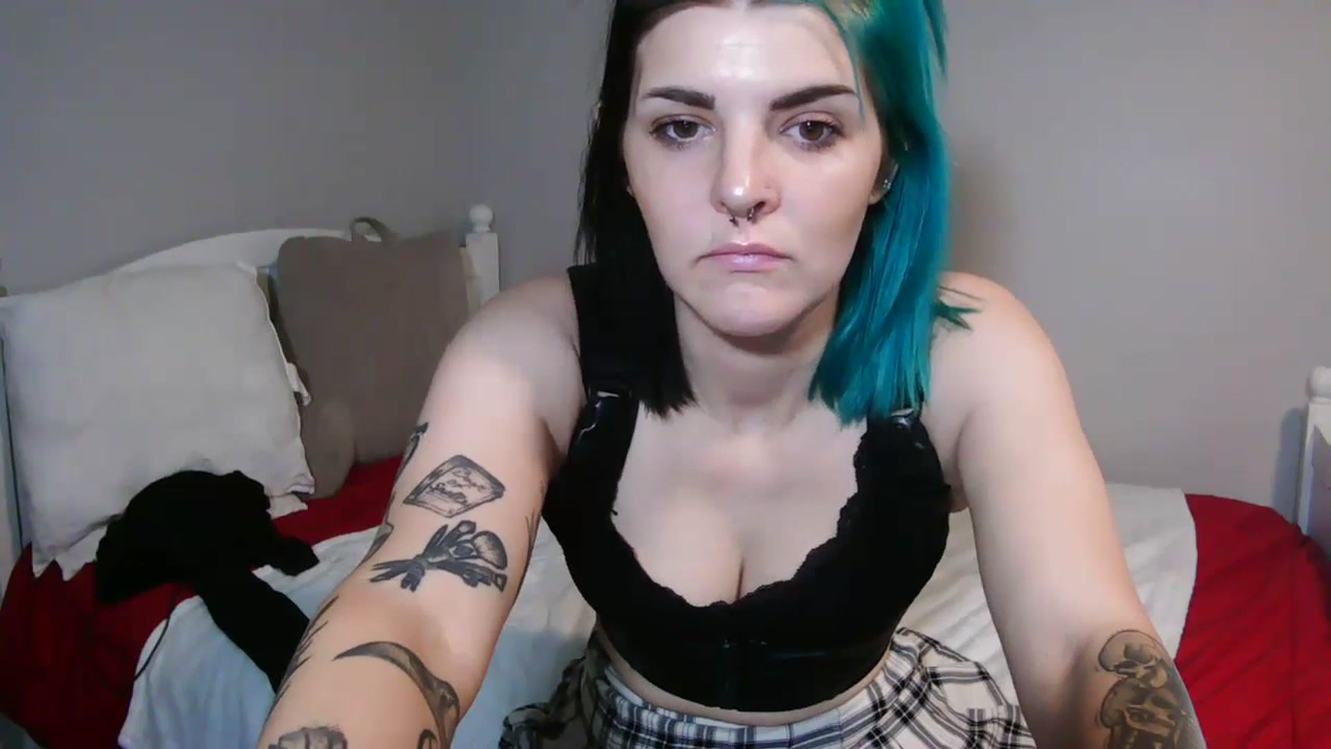 Gallery image thumbnail from Gothbaby_333x's myfreecams stream on, 07/06/2023, 18:30 image 8 of 20