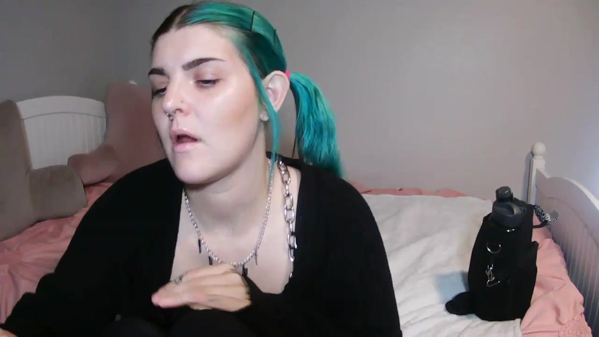 Gallery image thumbnail from Gothbaby_333x's myfreecams stream on, 07/13/2023, 18:23 image 5 of 20
