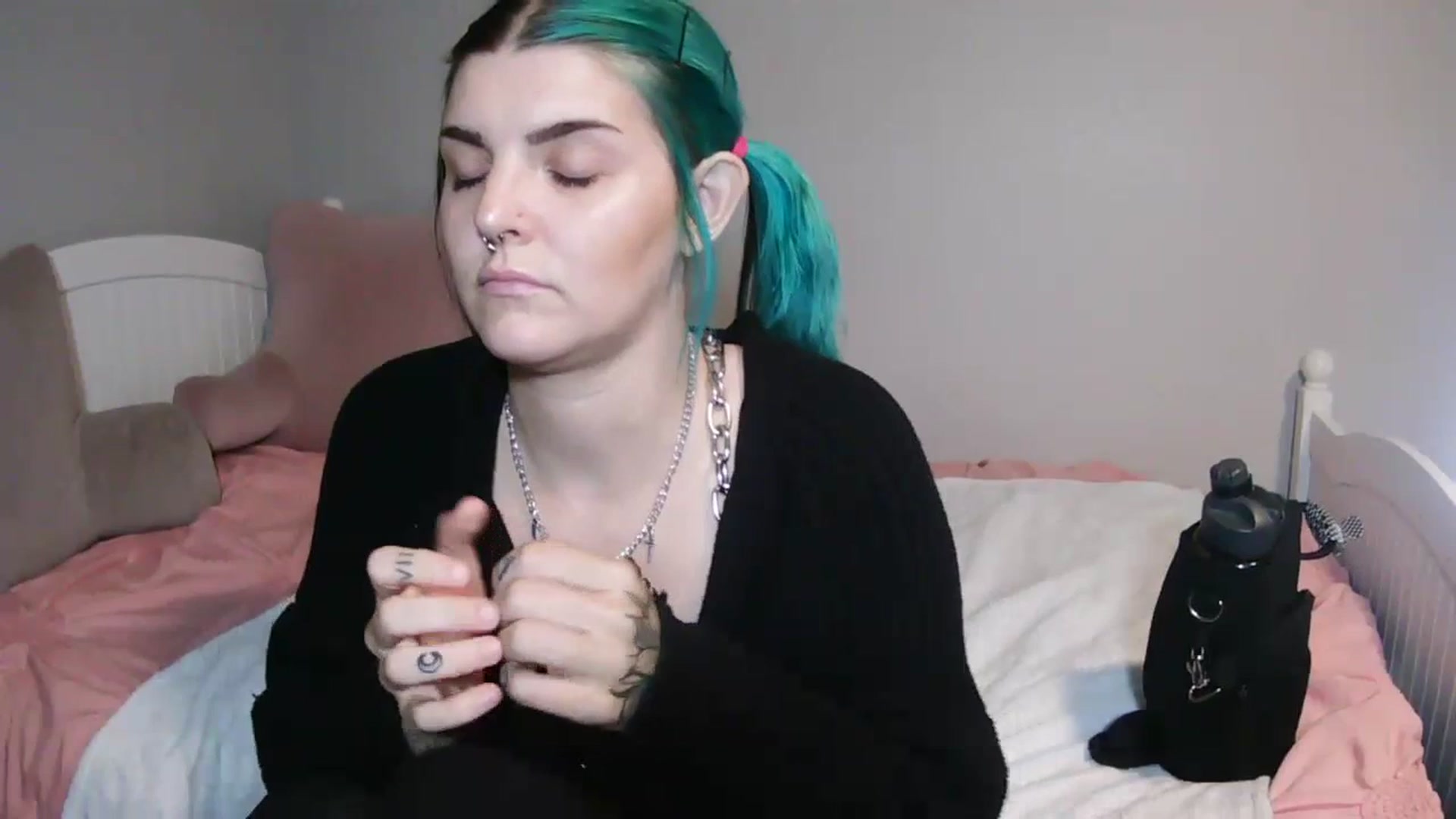 Gallery image thumbnail from Gothbaby_333x's myfreecams stream on, 07/13/2023, 18:23 image 12 of 20