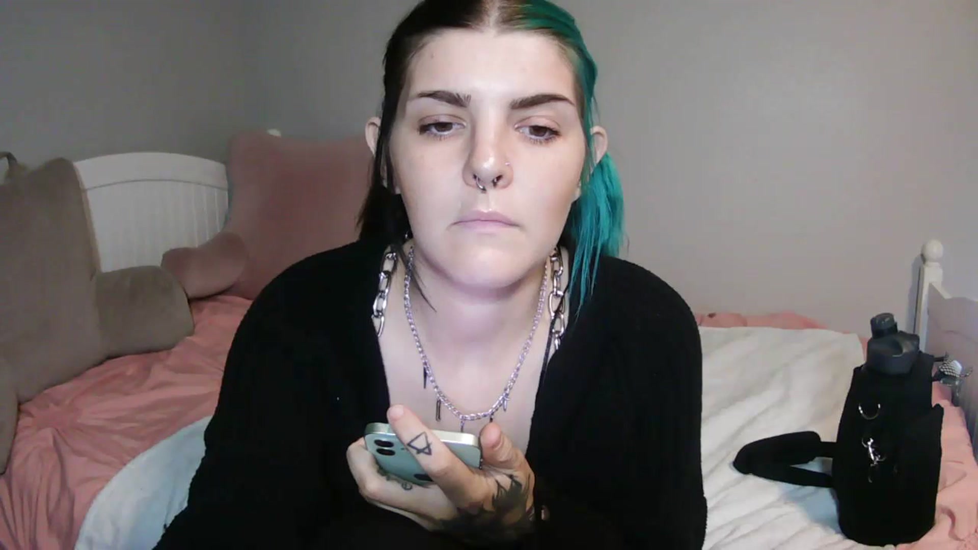 Gallery image thumbnail from Gothbaby_333x's myfreecams stream on, 07/13/2023, 18:23 image 15 of 20