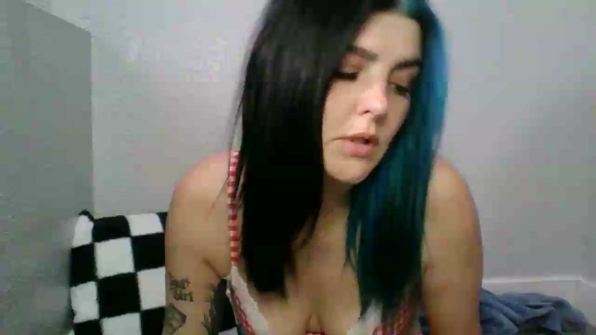 Gallery image thumbnail from Gothbaby_333x's myfreecams stream on, 07/26/2026, 23:35 image 5 of 20