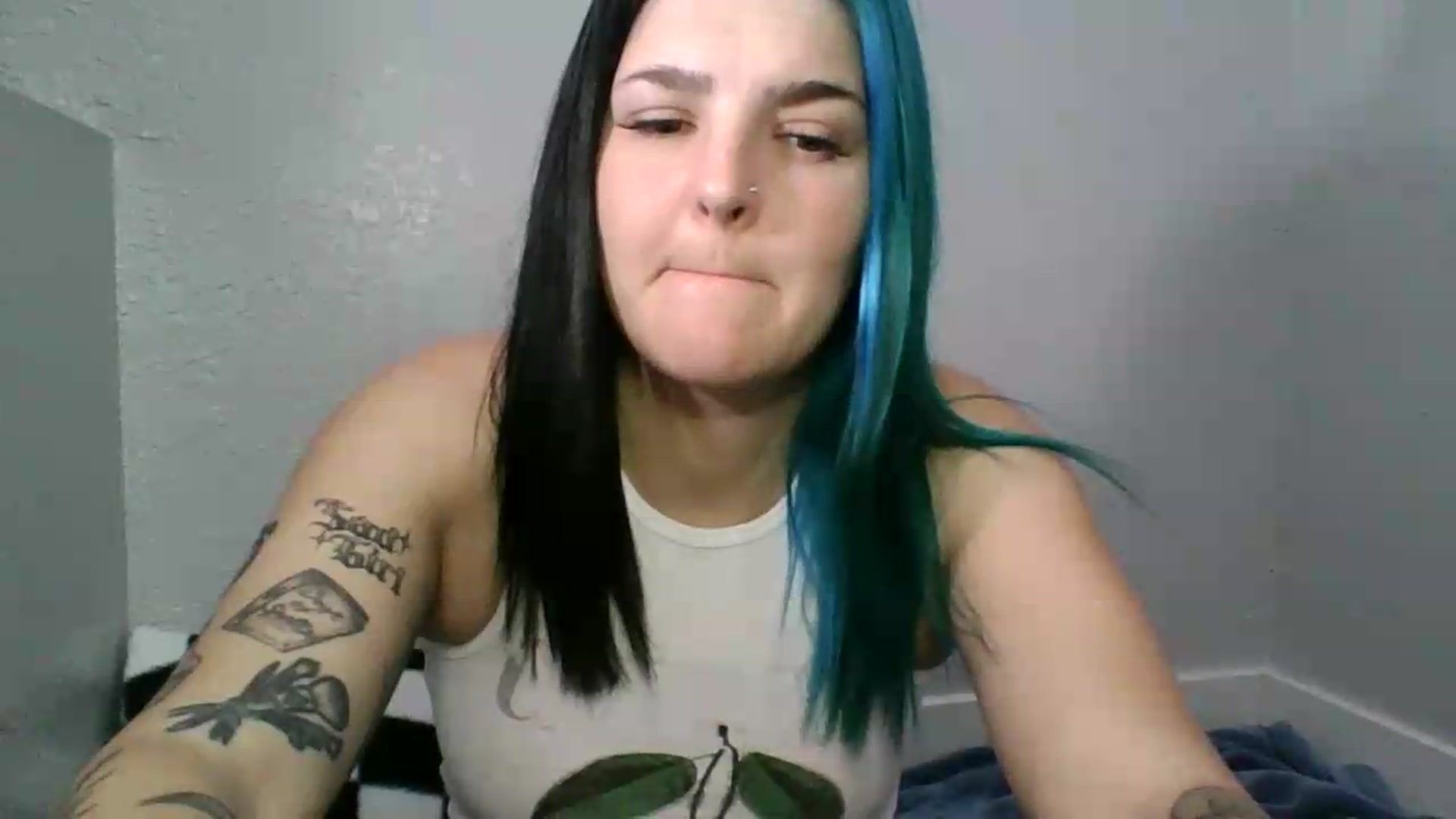 Gallery image thumbnail from Gothbaby_333x's myfreecams stream on, 07/28/2026, 19:38 image 15 of 20