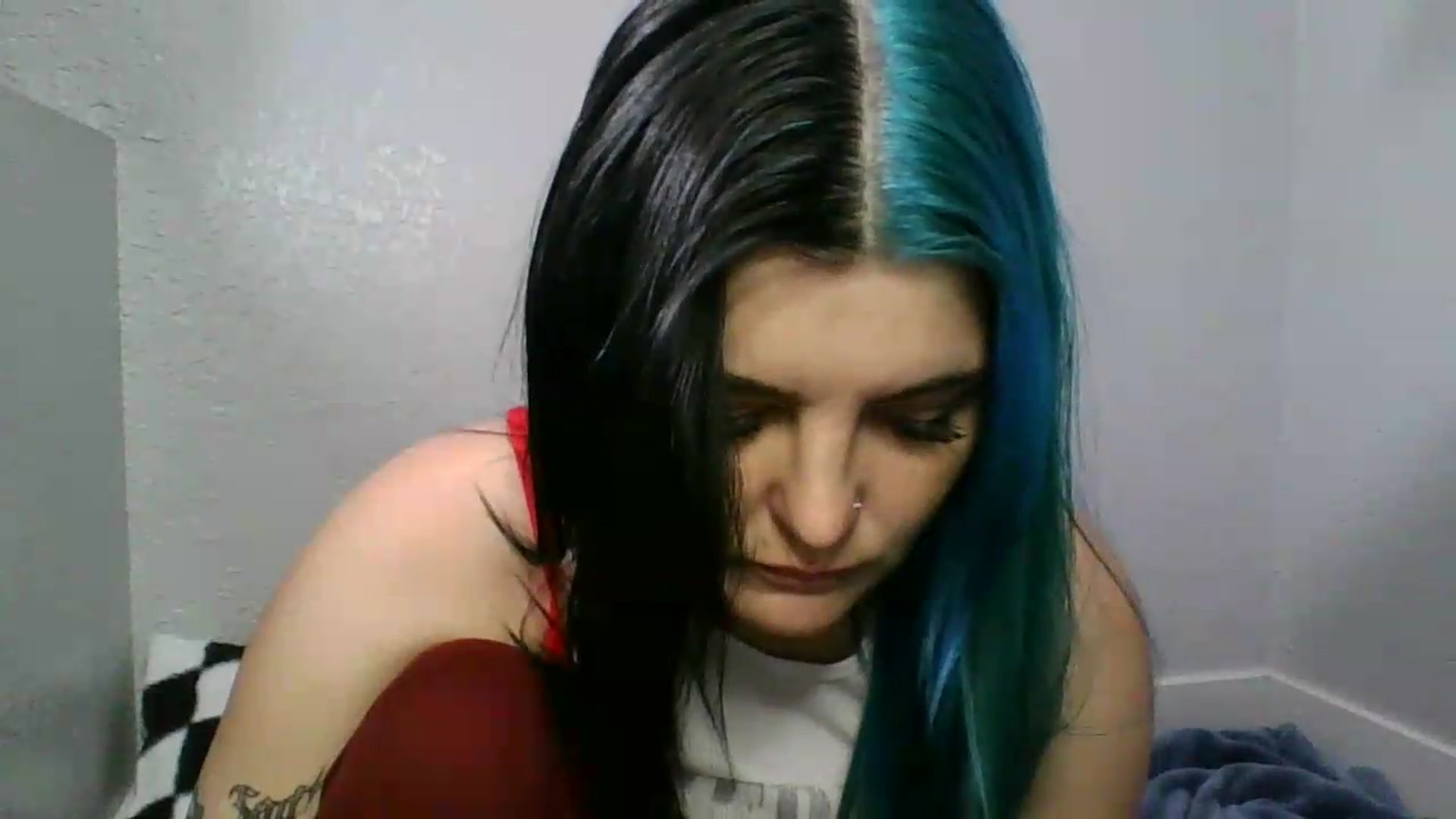 Gallery image thumbnail from Gothbaby_333x's myfreecams stream on, 07/28/2026, 19:38 image 4 of 20