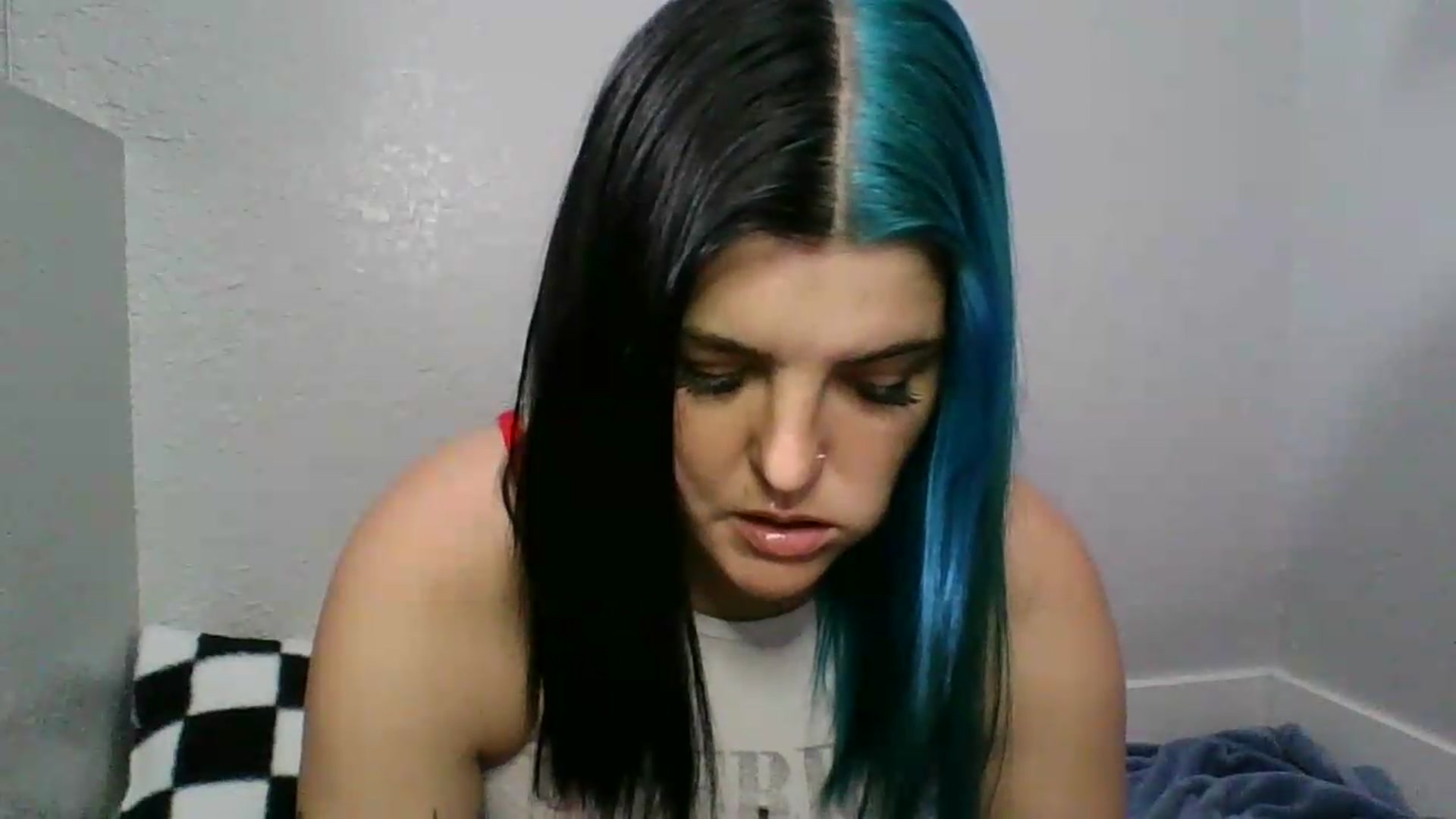 Gallery image thumbnail from Gothbaby_333x's myfreecams stream on, 07/28/2026, 19:38 image 18 of 20