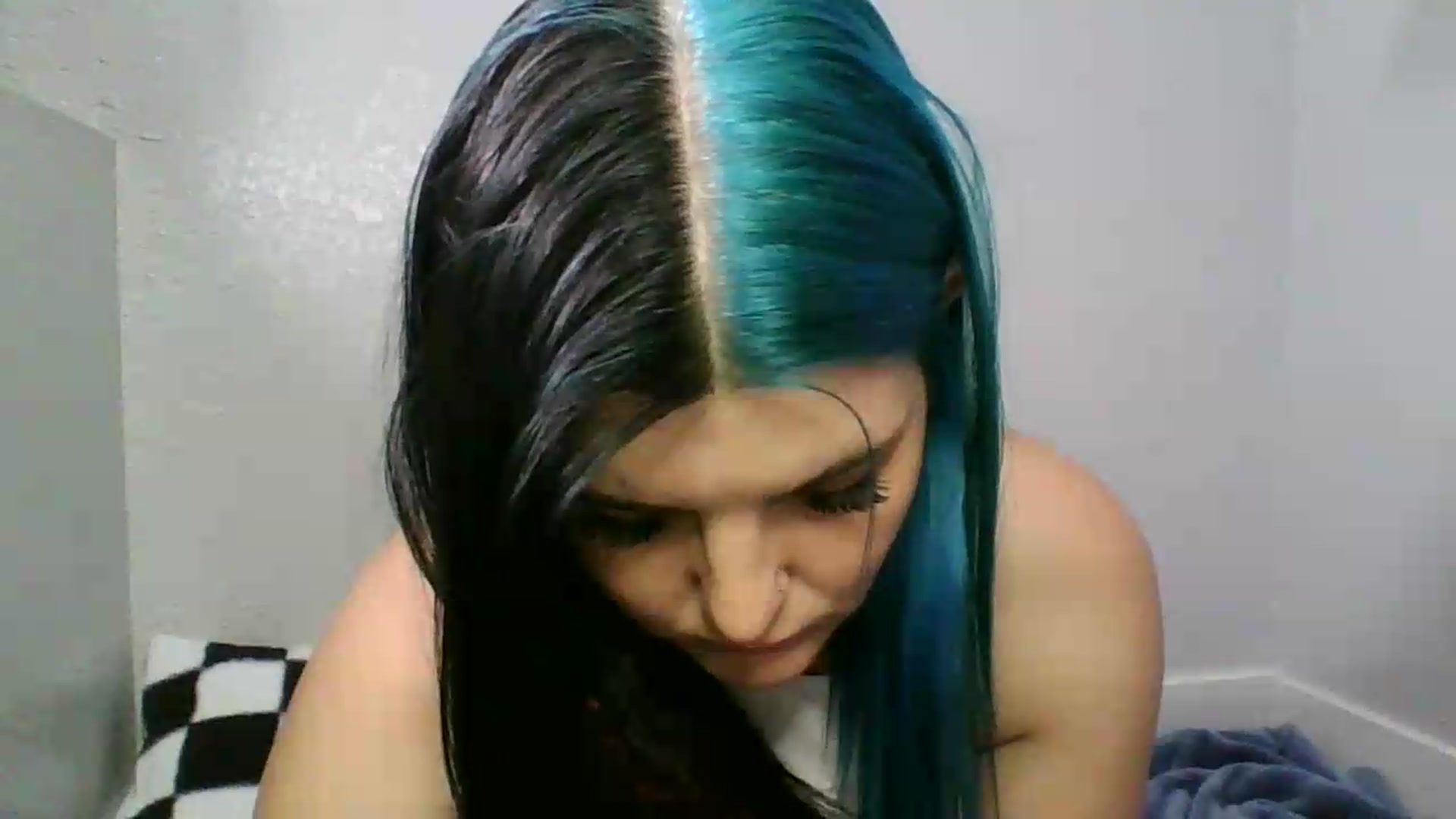 Gallery image thumbnail from Gothbaby_333x's myfreecams stream on, 07/28/2026, 19:38 image 2 of 20