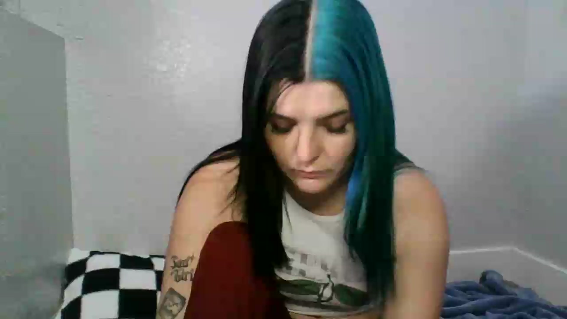 Gallery image thumbnail from Gothbaby_333x's myfreecams stream on, 07/28/2026, 21:41 image 16 of 20