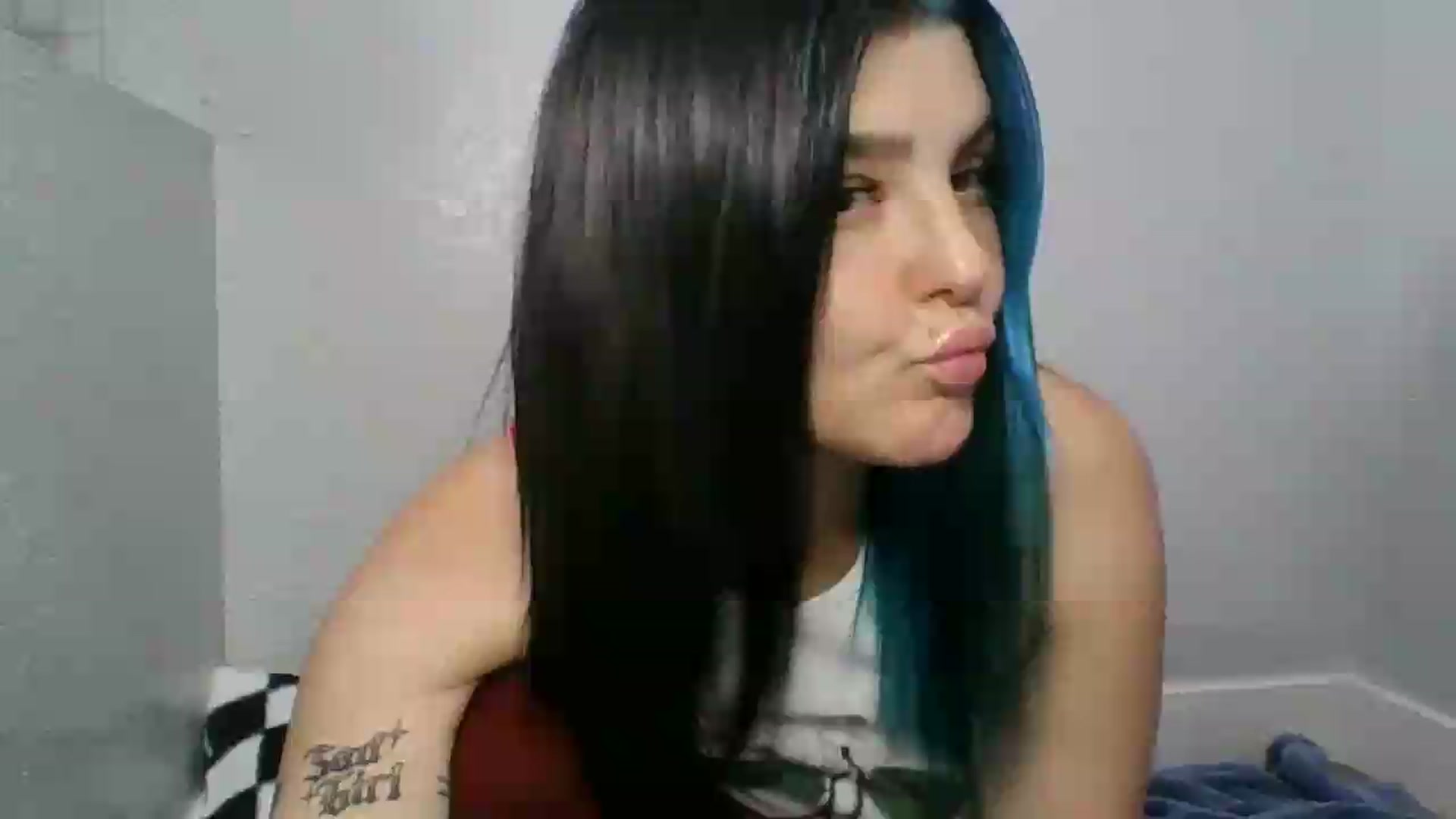 Gallery image thumbnail from Gothbaby_333x's myfreecams stream on, 07/28/2026, 21:41 image 9 of 20