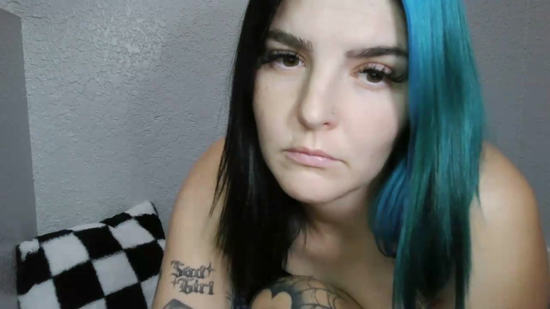 Gallery image thumbnail from Gothbaby_333x's myfreecams stream on, 07/31/2026, 22:22 image 18 of 20