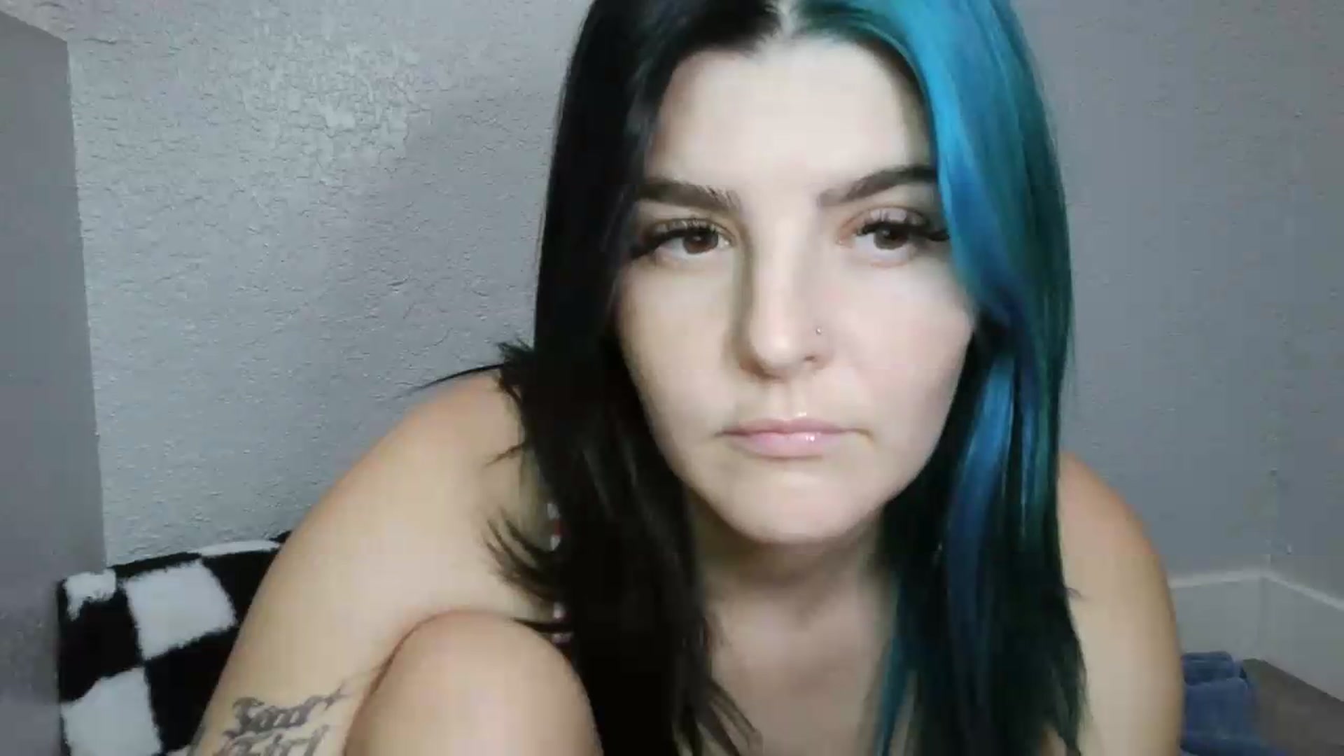 Gallery image thumbnail from Gothbaby_333x's myfreecams stream on, 07/31/2026, 22:39 image 4 of 20