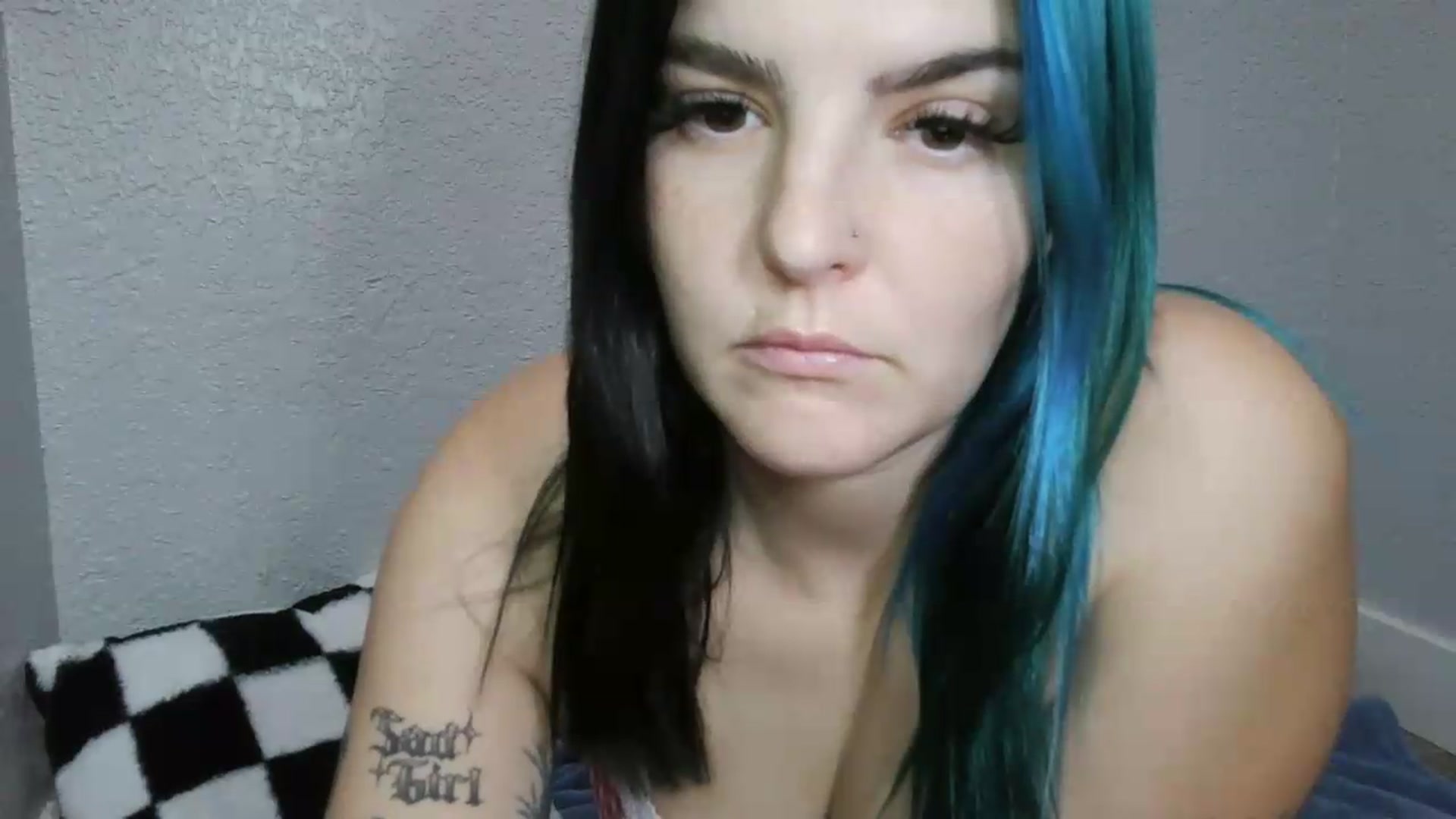 Gallery image thumbnail from Gothbaby_333x's myfreecams stream on, 07/31/2026, 23:02 image 2 of 20