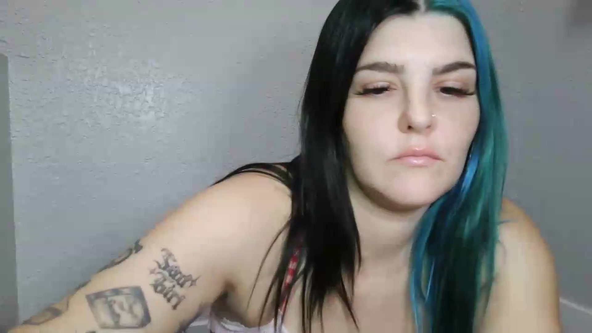 Gallery image thumbnail from Gothbaby_333x's myfreecams stream on, 08/01/2026, 01:40 image 8 of 20