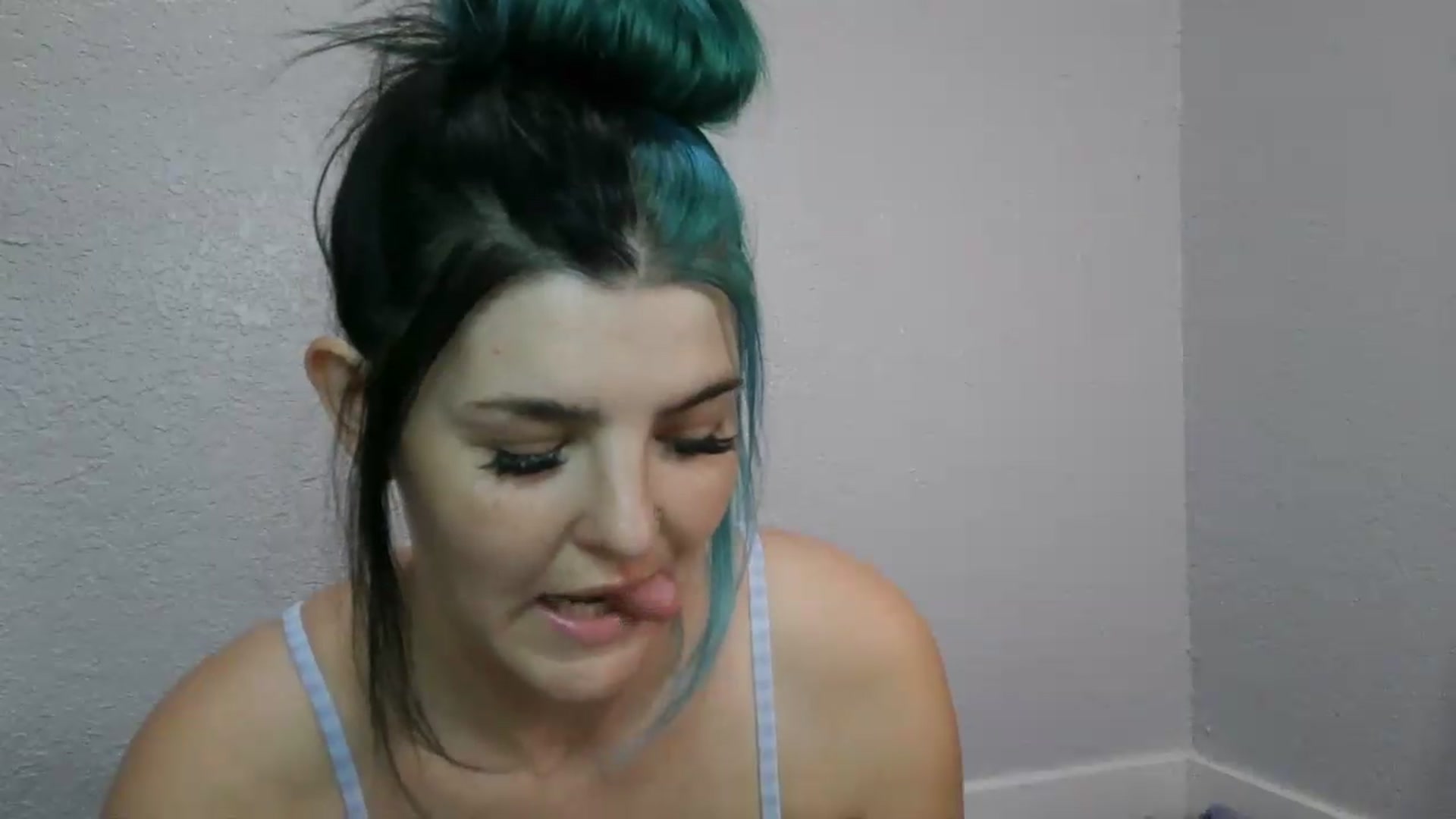 Gallery image thumbnail from Gothbaby_333x's myfreecams stream on, 08/11/2026, 18:20 image 2 of 20