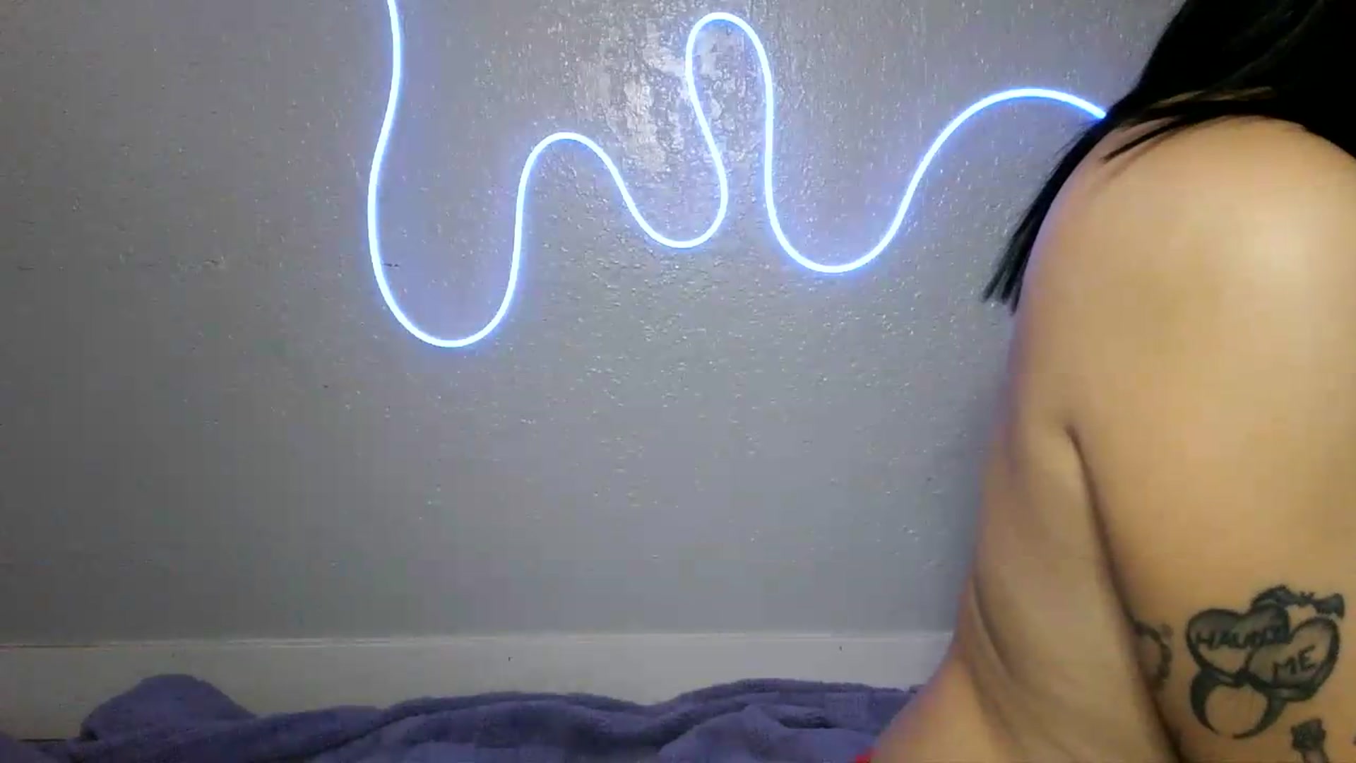 Gallery image thumbnail from Gothbaby_333x's myfreecams stream on, 08/18/2026, 21:21 image 15 of 20