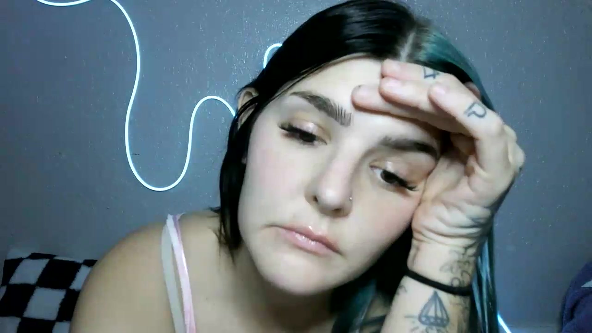 Gallery image thumbnail from Gothbaby_333x's myfreecams stream on, 08/19/2026, 18:05 image 12 of 20