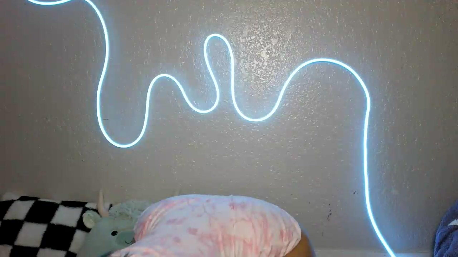 Gallery image thumbnail from Gothbaby_333x's myfreecams stream on, 08/19/2026, 18:05 image 18 of 20