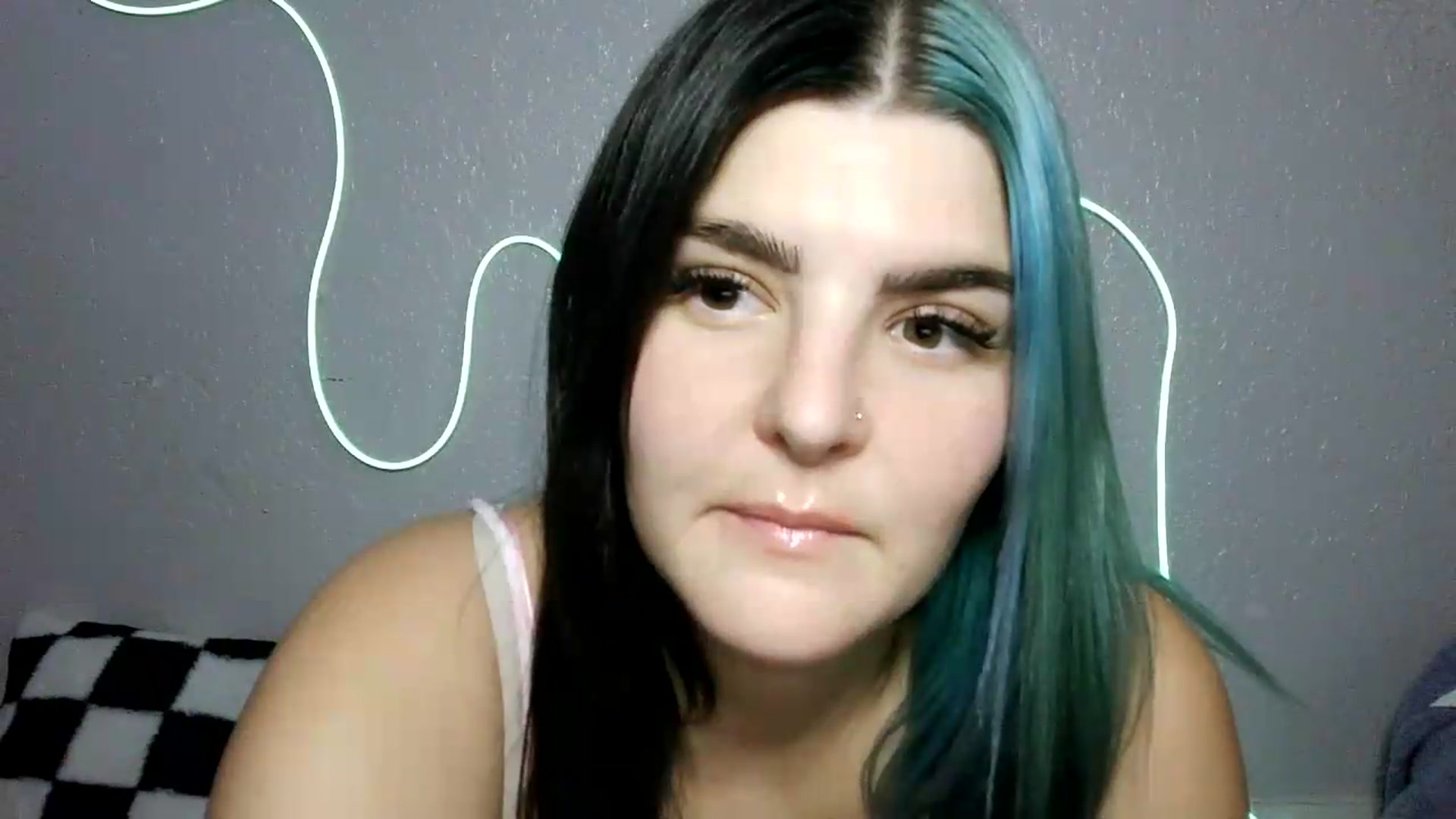 Gallery image thumbnail from Gothbaby_333x's myfreecams stream on, 08/19/2026, 18:05 image 13 of 20