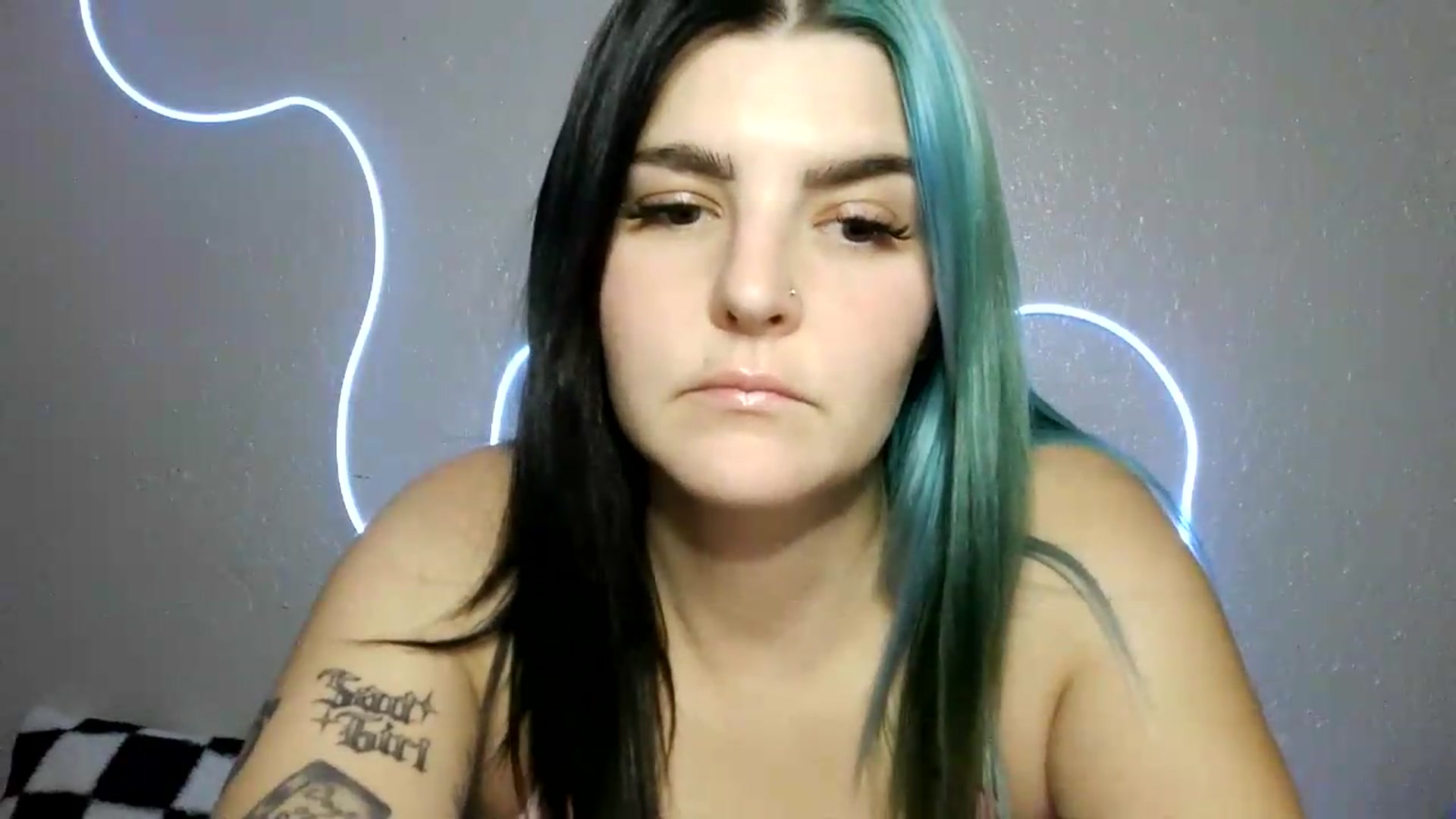 Gallery image thumbnail from Gothbaby_333x's myfreecams stream on, 08/19/2026, 18:50 image 15 of 20