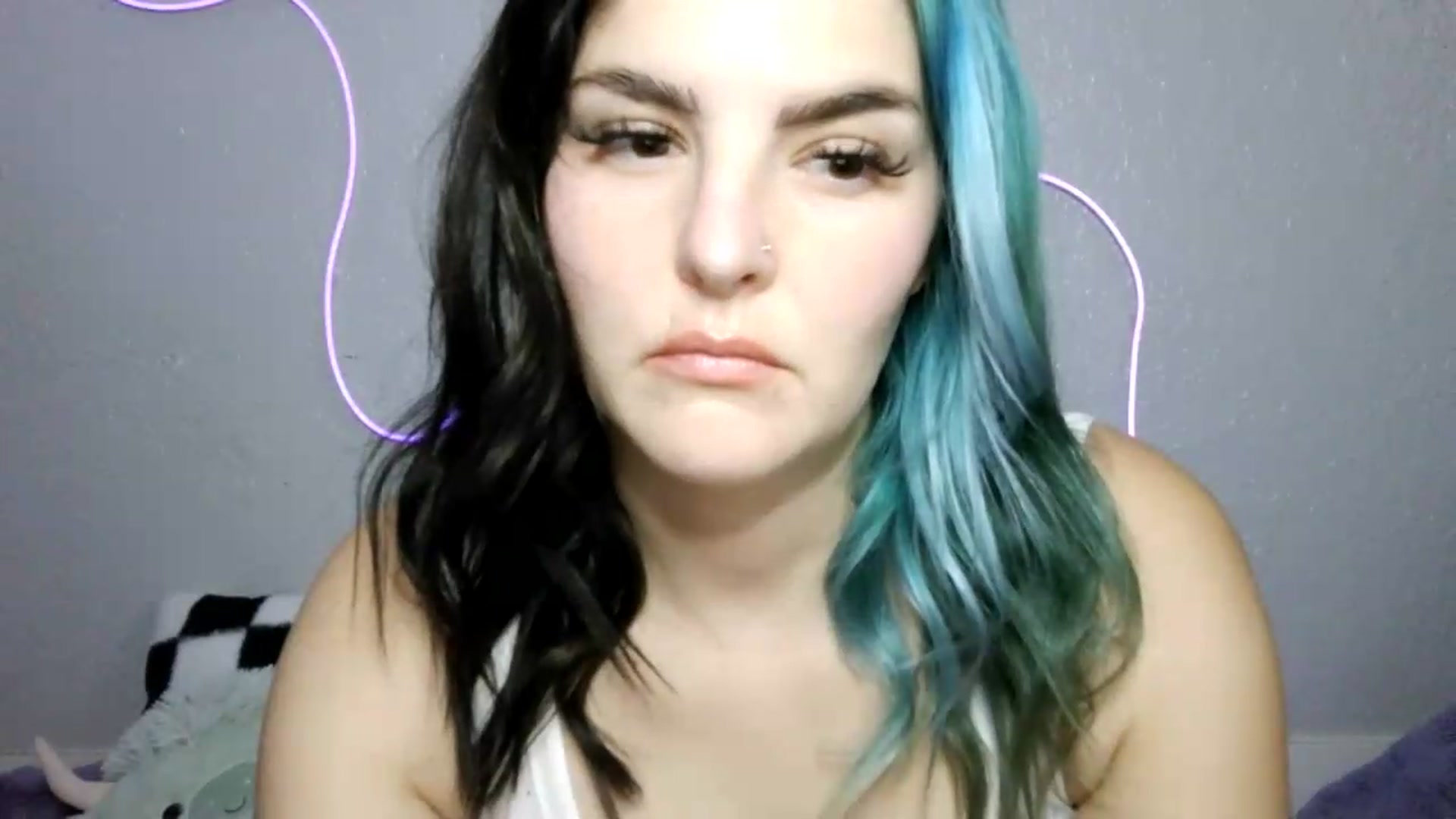 Gallery image thumbnail from Gothbaby_333x's myfreecams stream on, 08/20/2026, 17:42 image 7 of 20