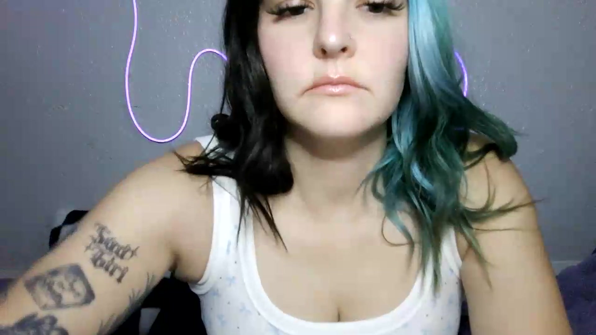 Gallery image thumbnail from Gothbaby_333x's myfreecams stream on, 08/20/2026, 18:08 image 12 of 20