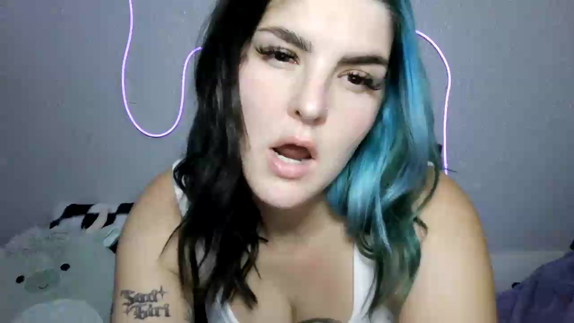 Gallery image thumbnail from Gothbaby_333x's myfreecams stream on, 08/20/2026, 19:08 image 1 of 20