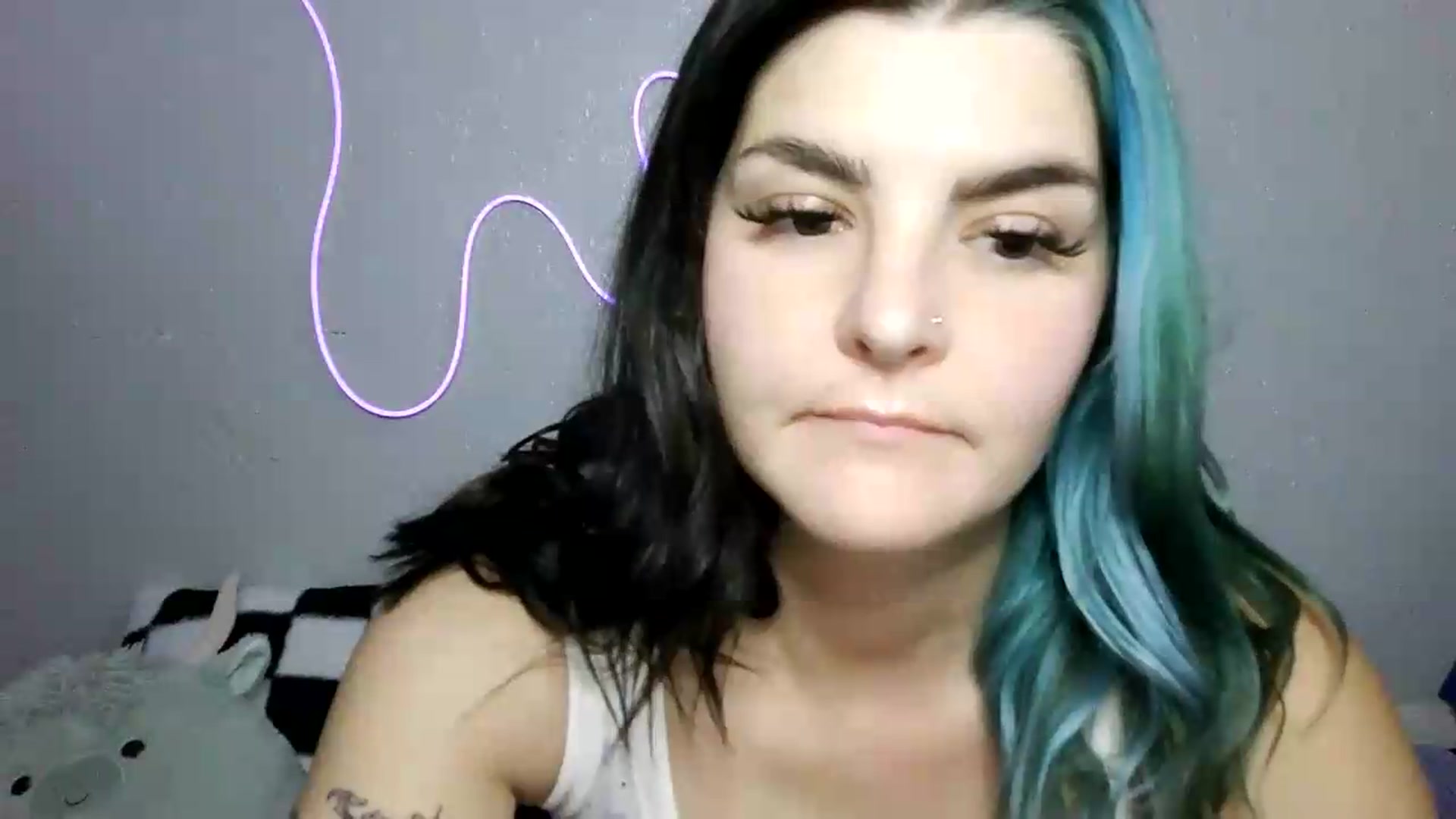 Gallery image thumbnail from Gothbaby_333x's myfreecams stream on, 08/20/2026, 19:08 image 17 of 20