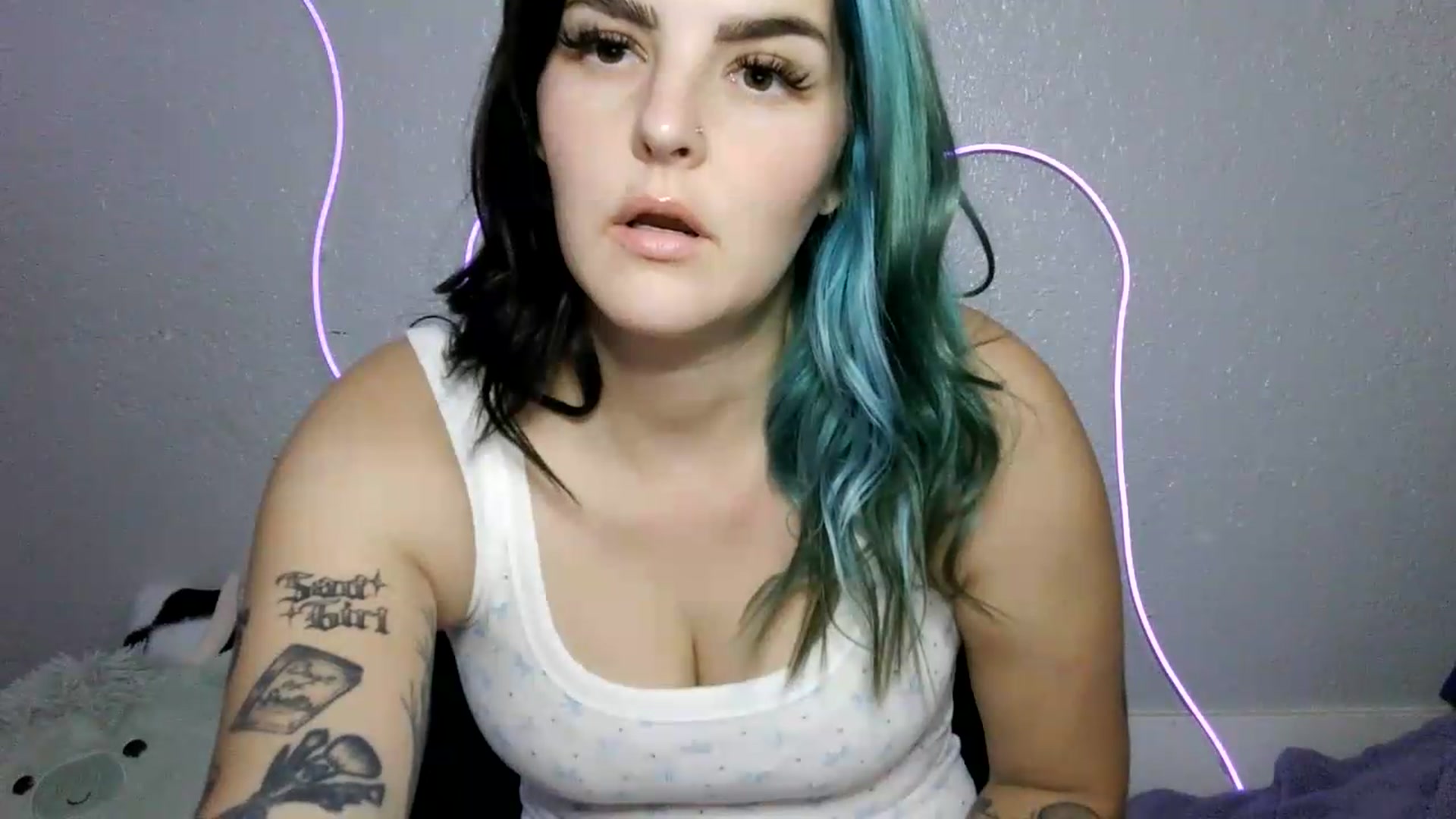 Gallery image thumbnail from Gothbaby_333x's myfreecams stream on, 08/20/2026, 19:08 image 12 of 20