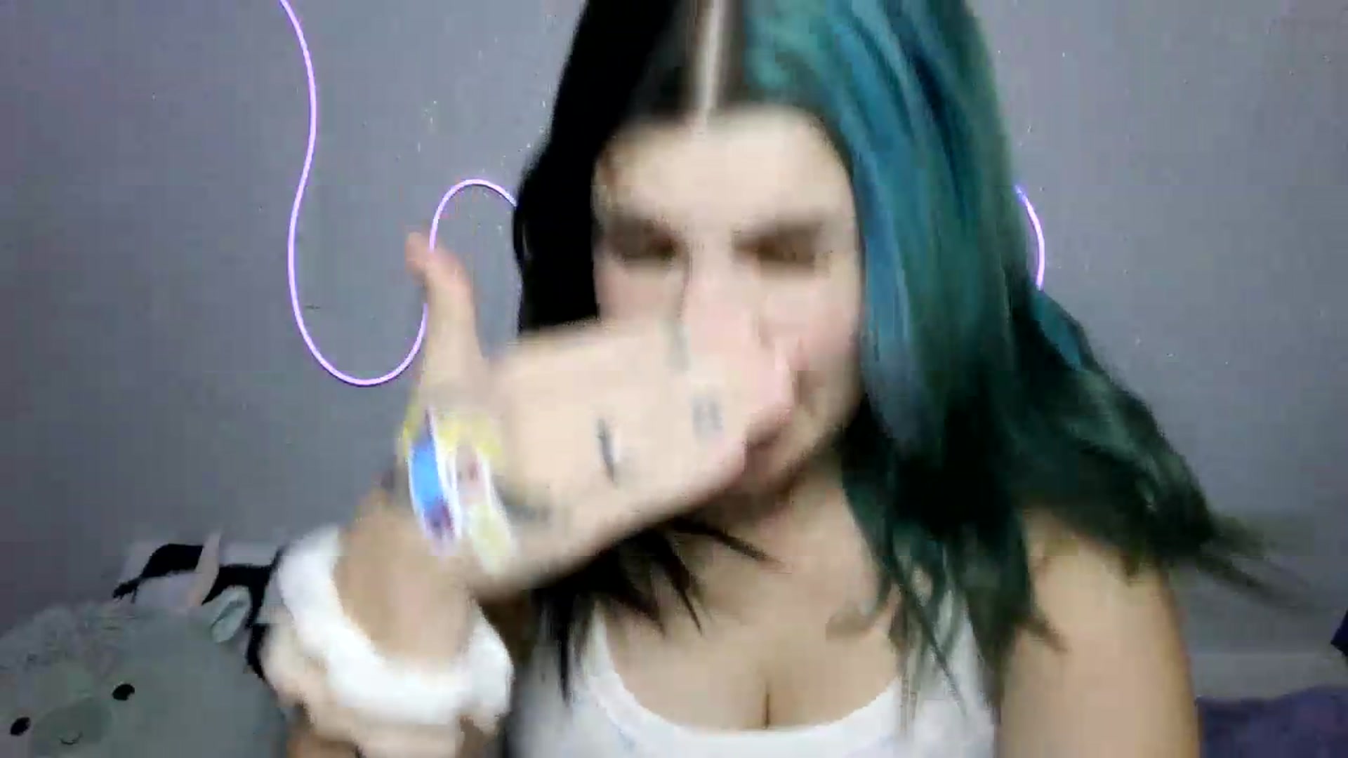 Gallery image thumbnail from Gothbaby_333x's myfreecams stream on, 08/20/2026, 19:08 image 15 of 20