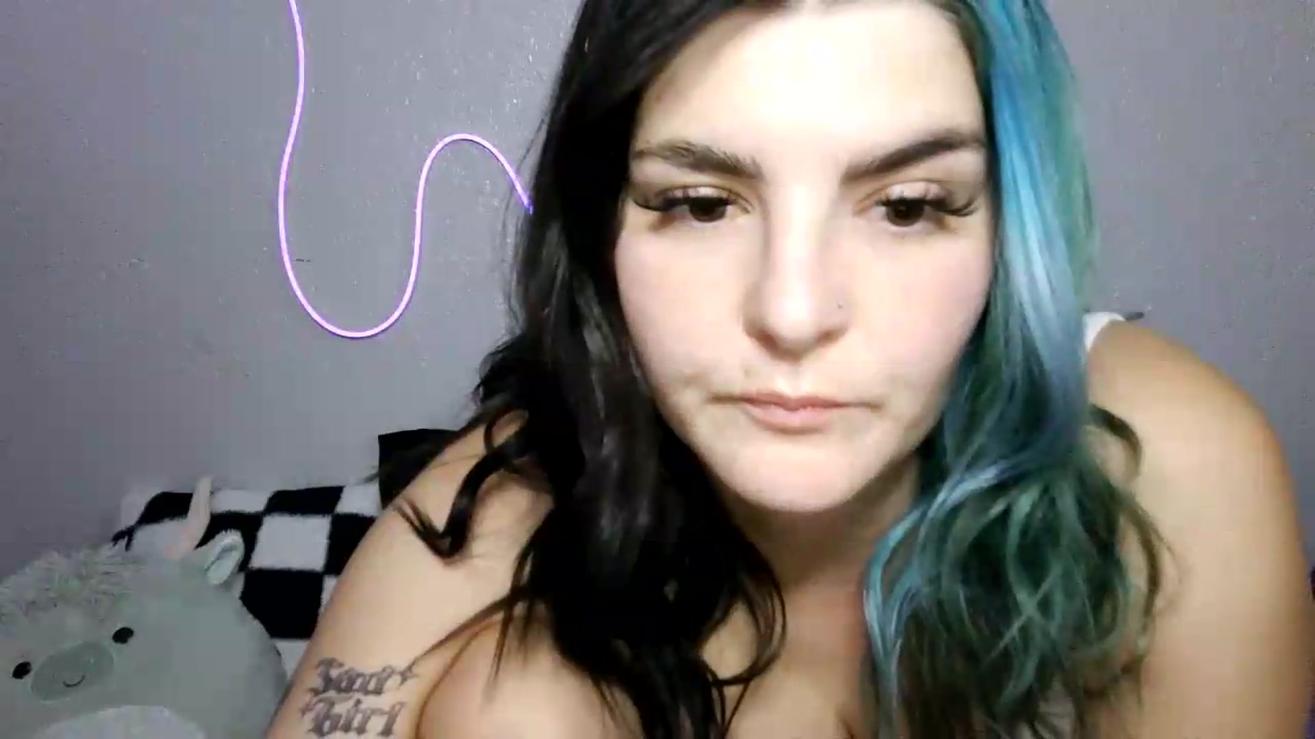 Gallery image thumbnail from Gothbaby_333x's myfreecams stream on, 08/20/2026, 19:08 image 5 of 20