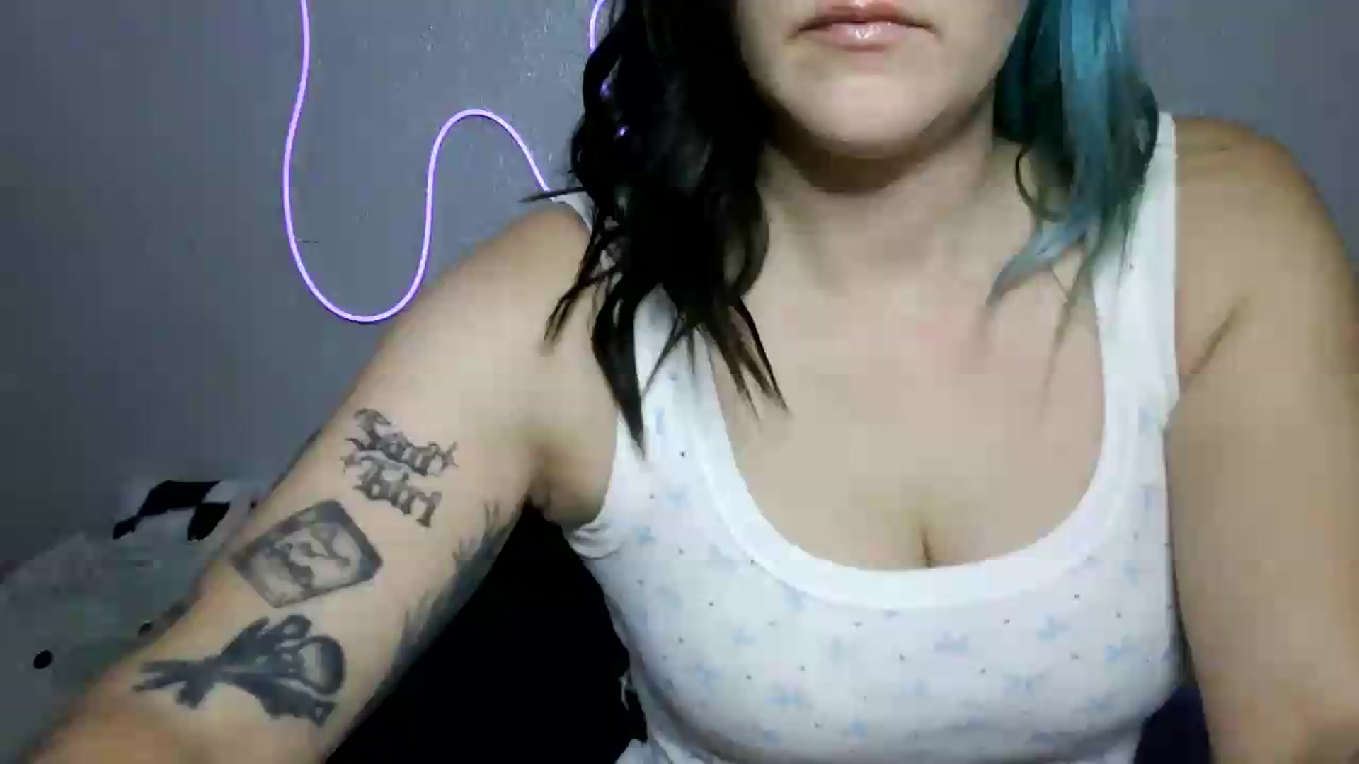 Gallery image thumbnail from Gothbaby_333x's myfreecams stream on, 08/20/2026, 19:08 image 2 of 20