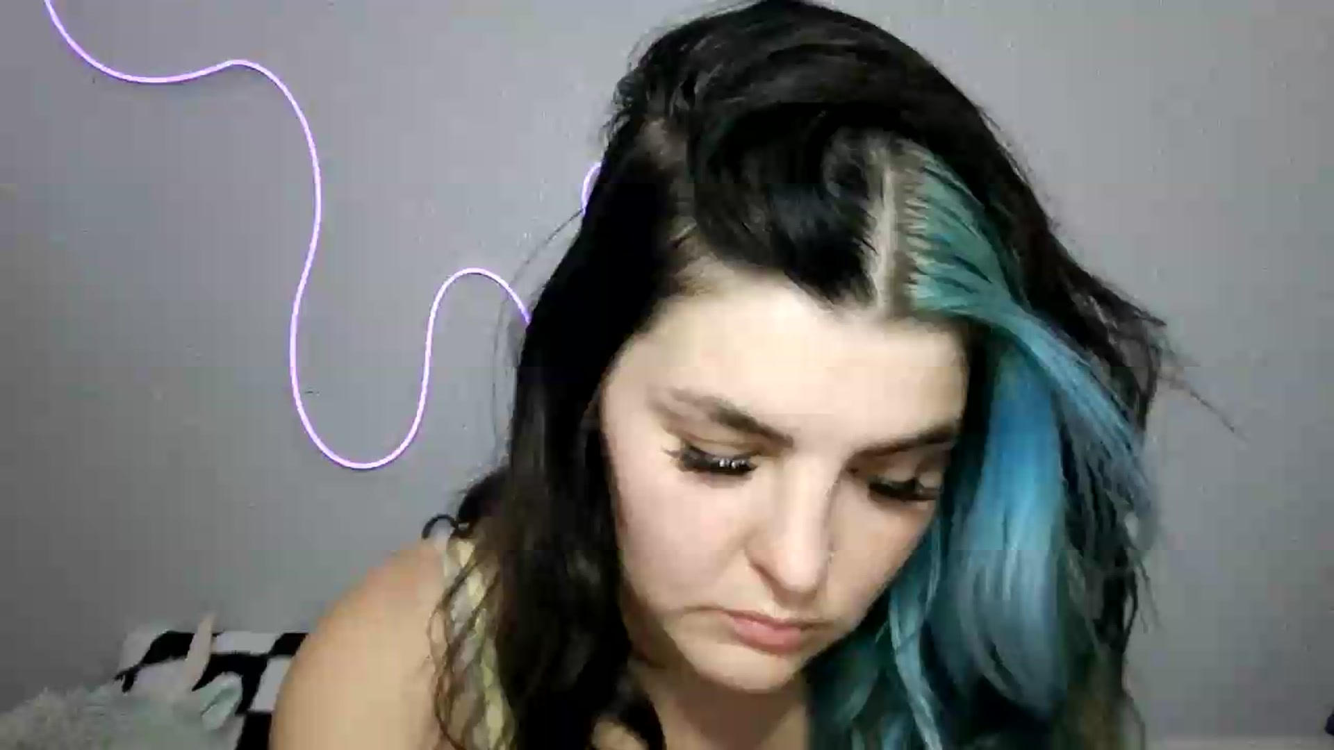 Gallery image thumbnail from Gothbaby_333x's myfreecams stream on, 08/20/2026, 20:40 image 6 of 20