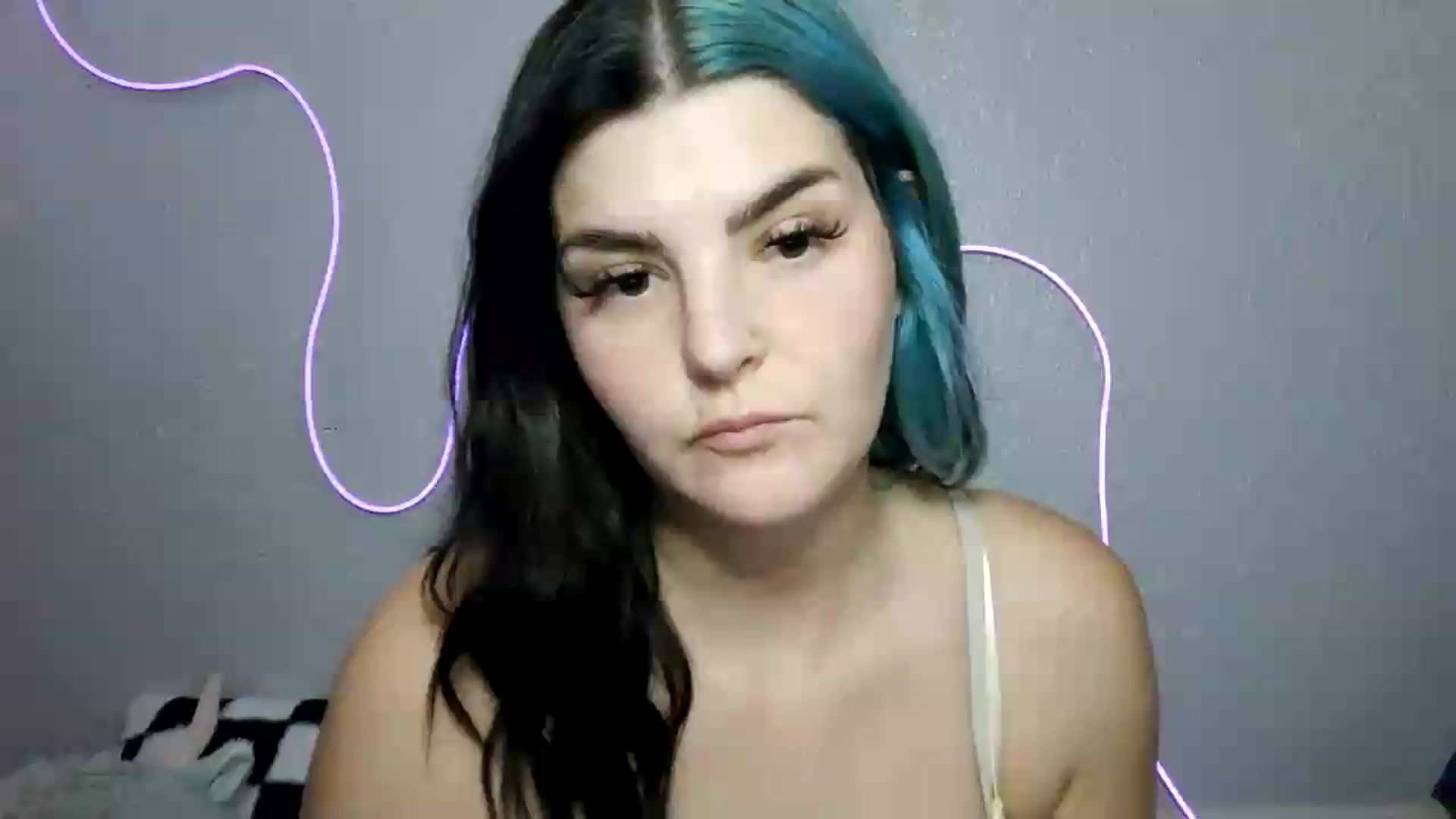 Gallery image thumbnail from Gothbaby_333x's myfreecams stream on, 08/20/2026, 20:40 image 16 of 20