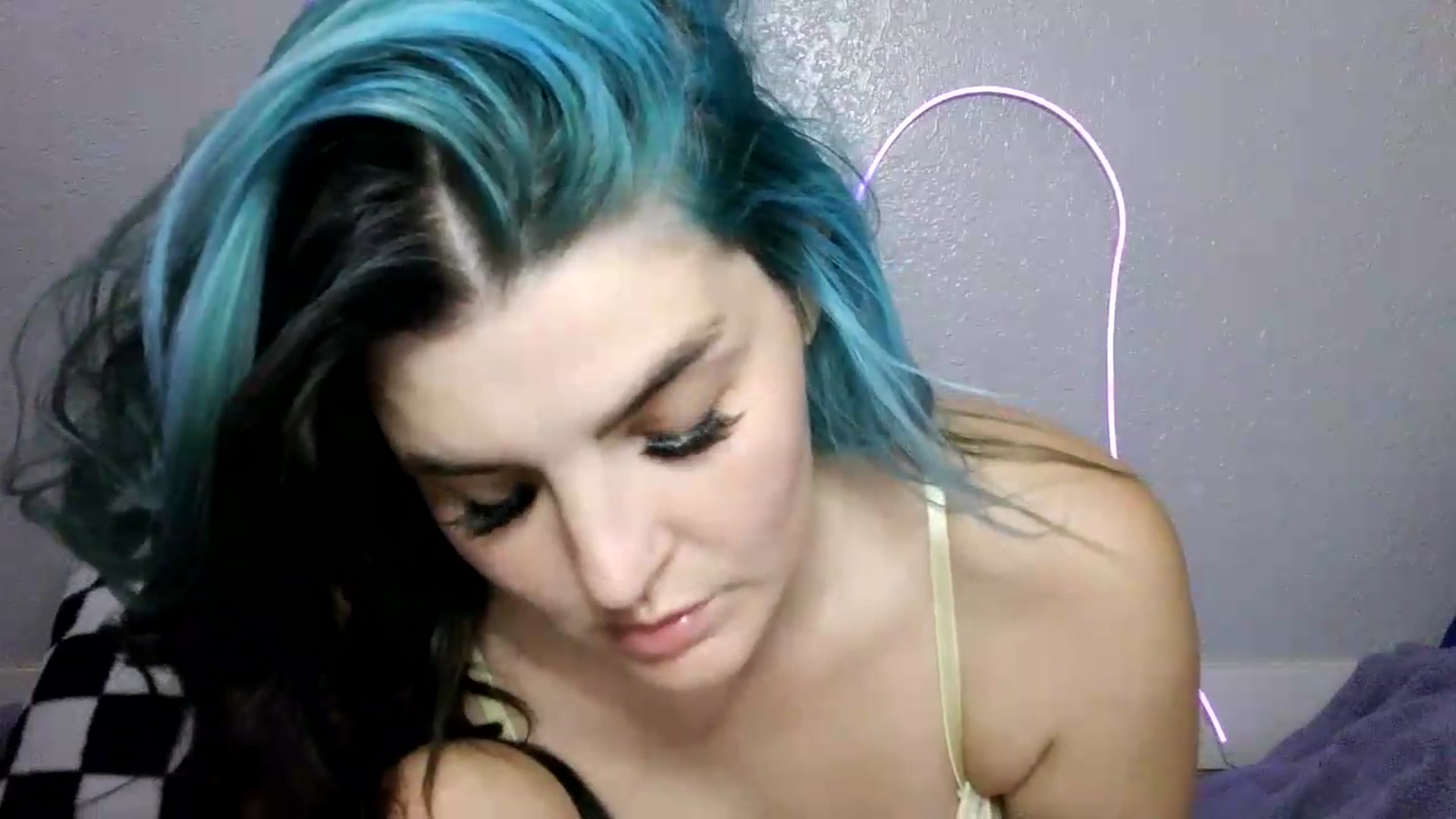 Gallery image thumbnail from Gothbaby_333x's myfreecams stream on, 08/20/2026, 21:24 image 13 of 20
