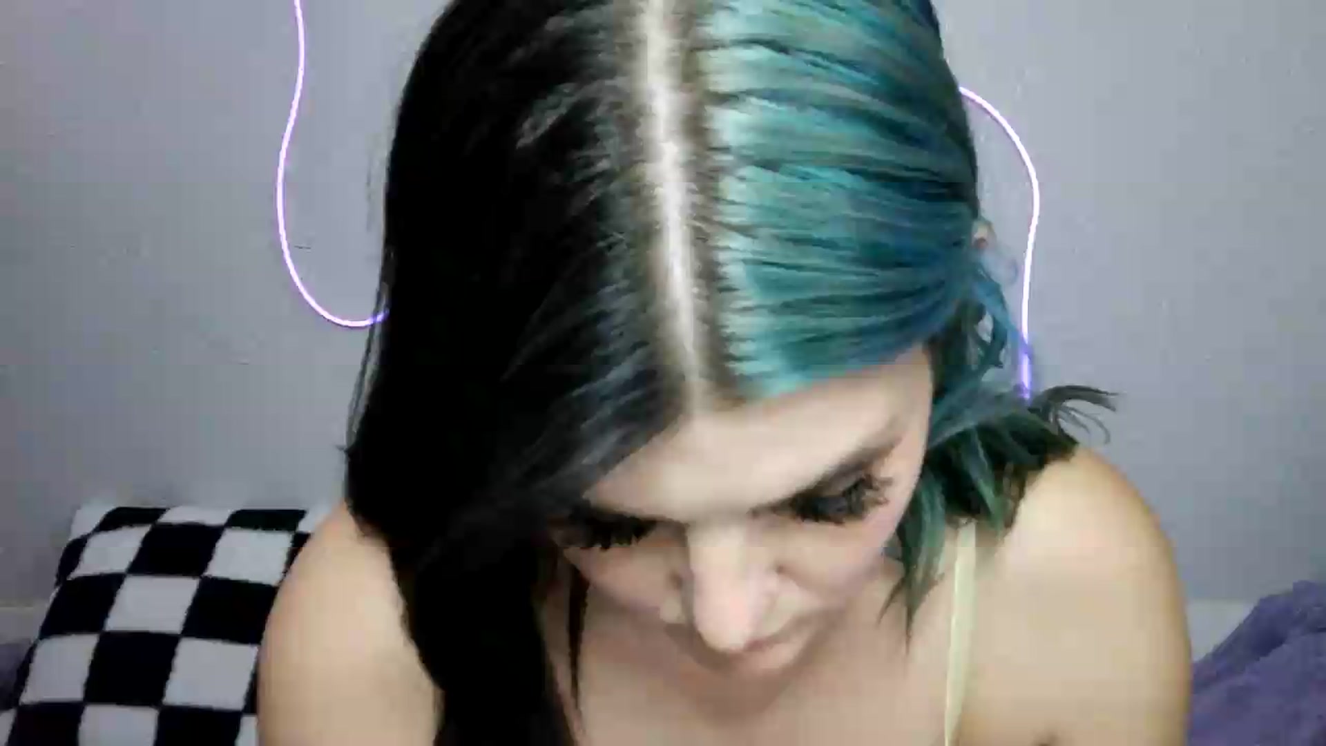 Gallery image thumbnail from Gothbaby_333x's myfreecams stream on, 08/20/2026, 21:24 image 1 of 20