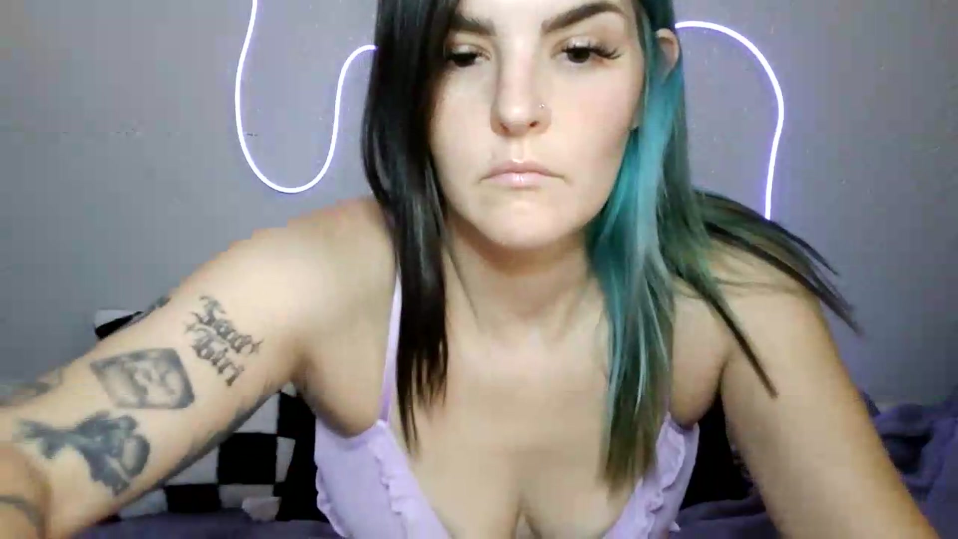 Gallery image thumbnail from Gothbaby_333x's myfreecams stream on, 08/21/2026, 19:36 image 16 of 20