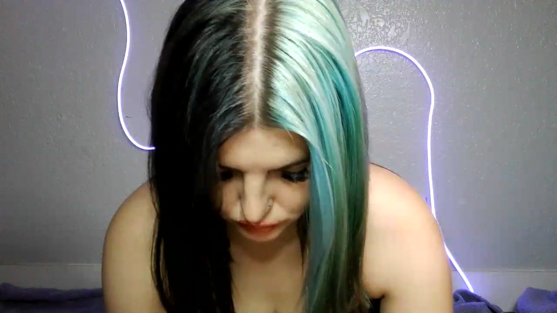 Gallery image thumbnail from Gothbaby_333x's myfreecams stream on, 08/26/2026, 18:16 image 2 of 20
