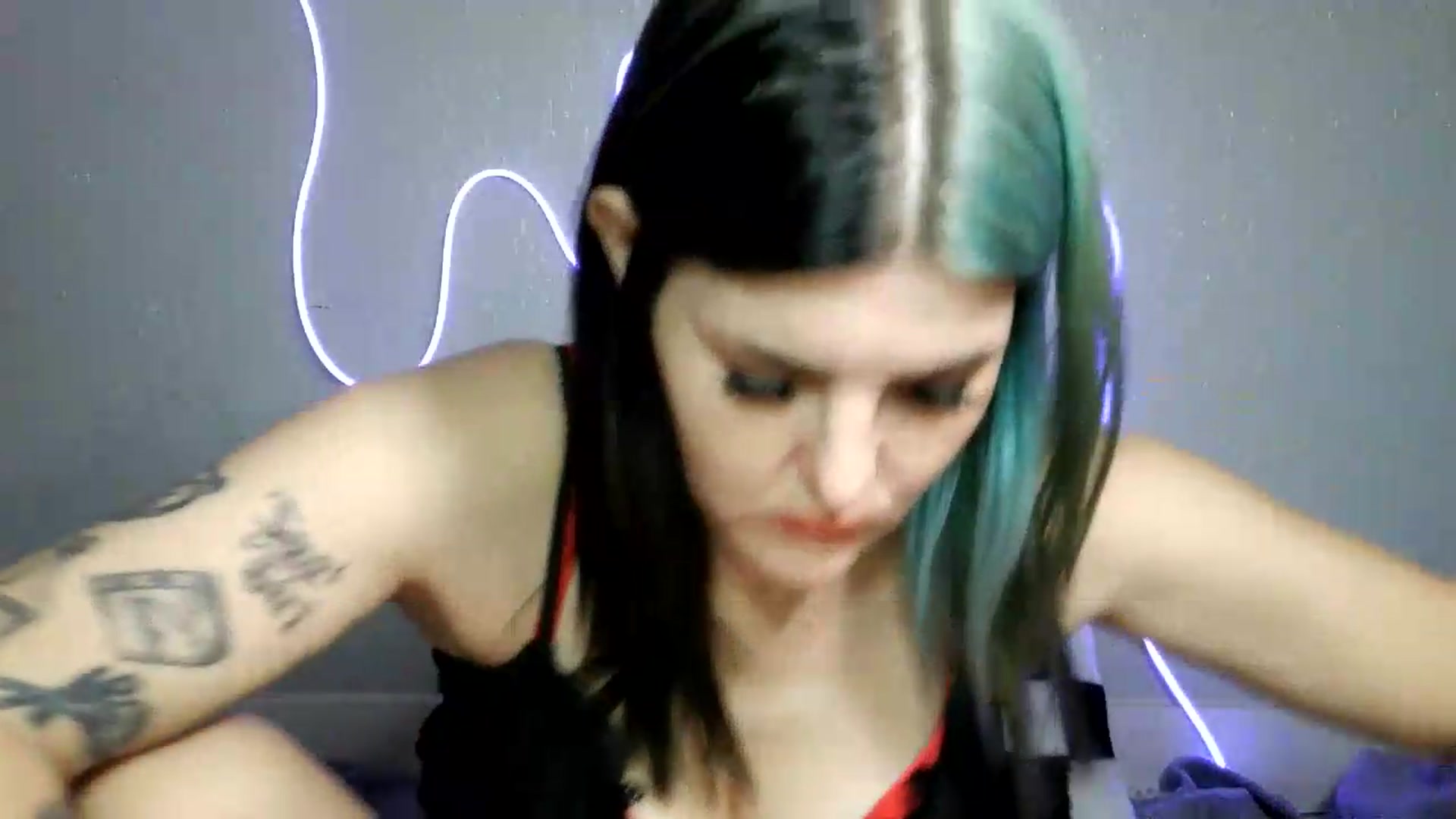 Gallery image thumbnail from Gothbaby_333x's myfreecams stream on, 08/26/2026, 18:16 image 8 of 20