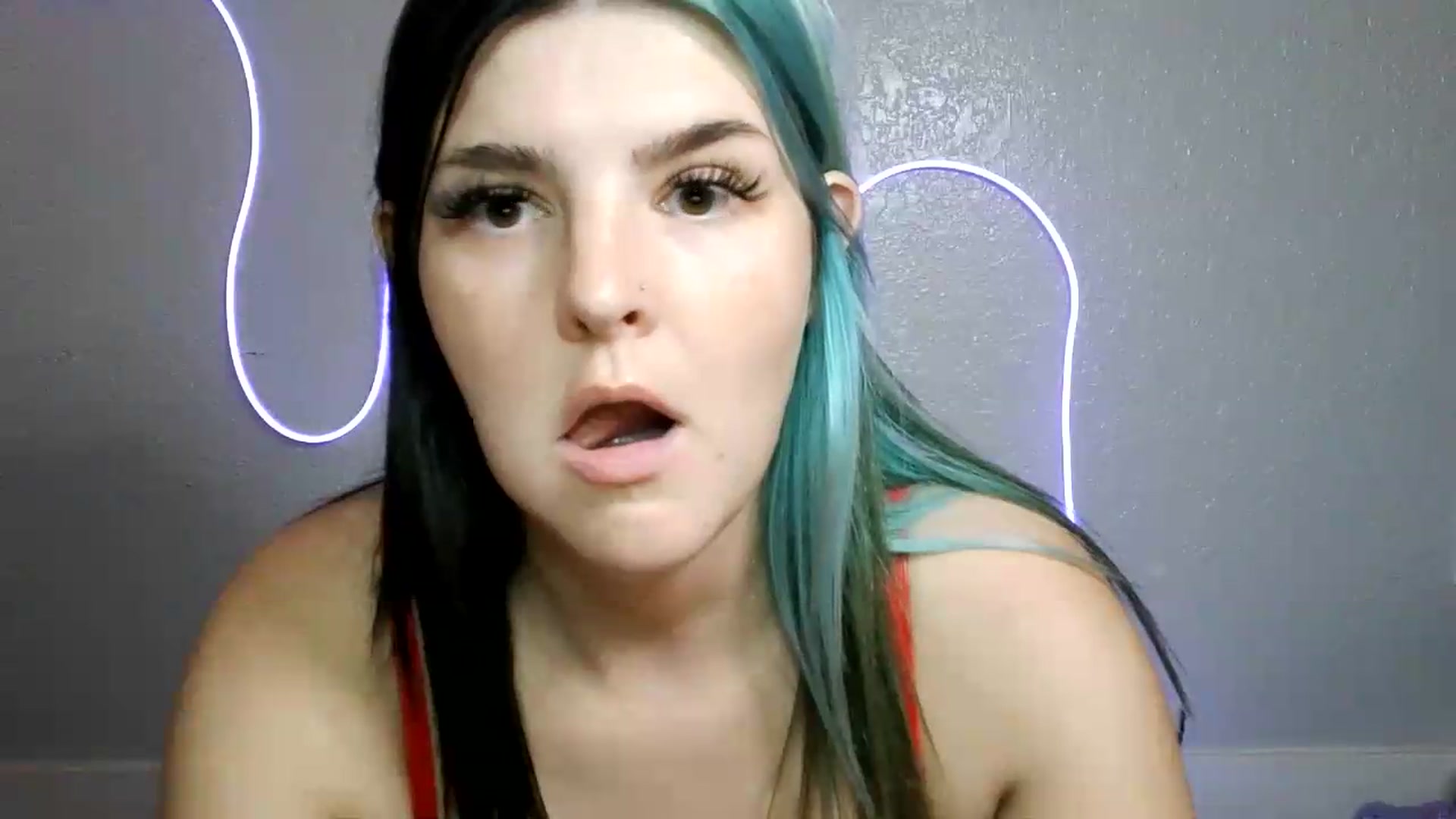Gallery image thumbnail from Gothbaby_333x's myfreecams stream on, 08/26/2026, 21:27 image 4 of 20
