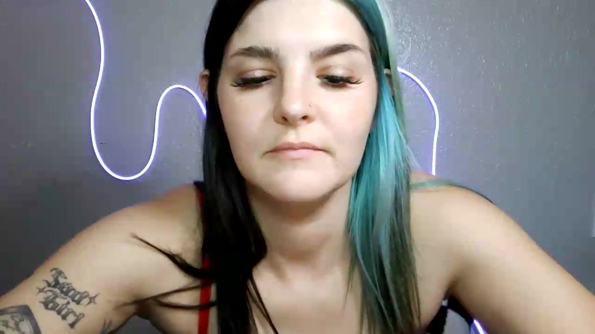 Gallery image thumbnail from Gothbaby_333x's myfreecams stream on, 08/26/2026, 21:27 image 18 of 20