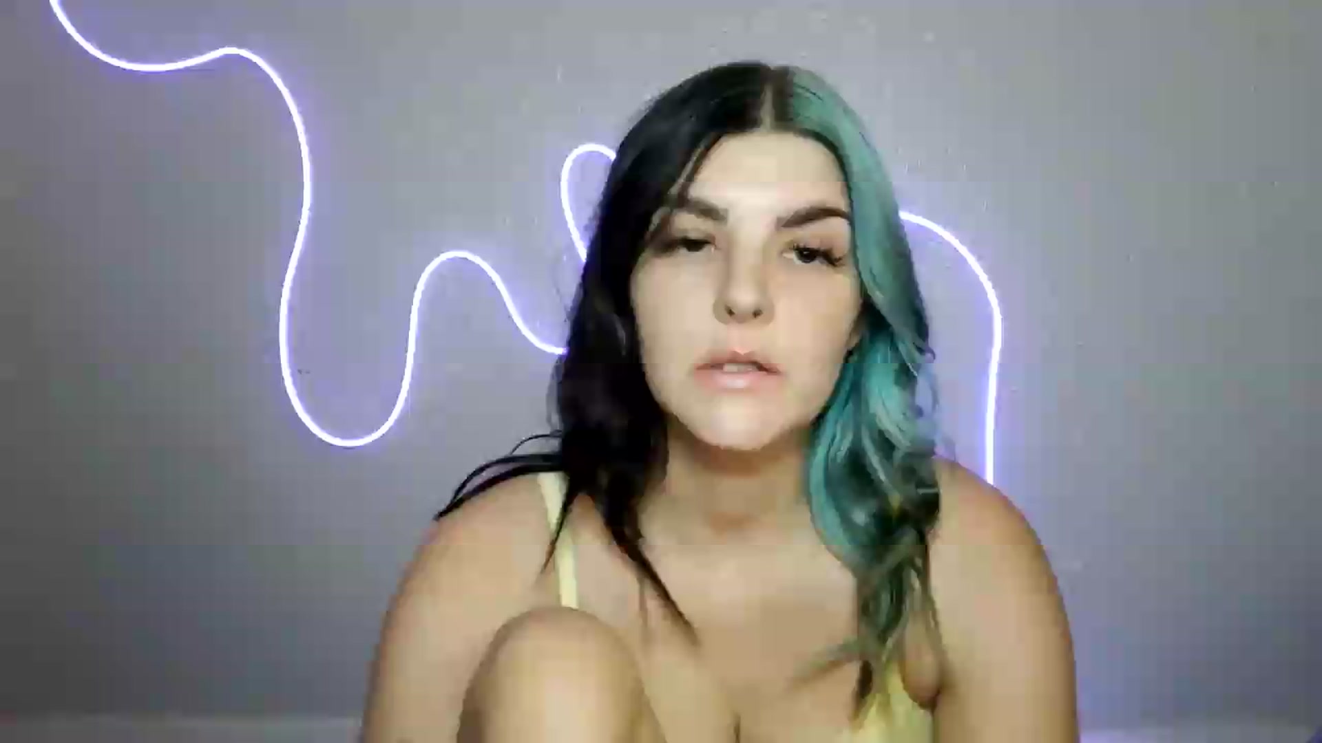 Gallery image thumbnail from Gothbaby_333x's myfreecams stream on, 08/27/2026, 20:41 image 1 of 20